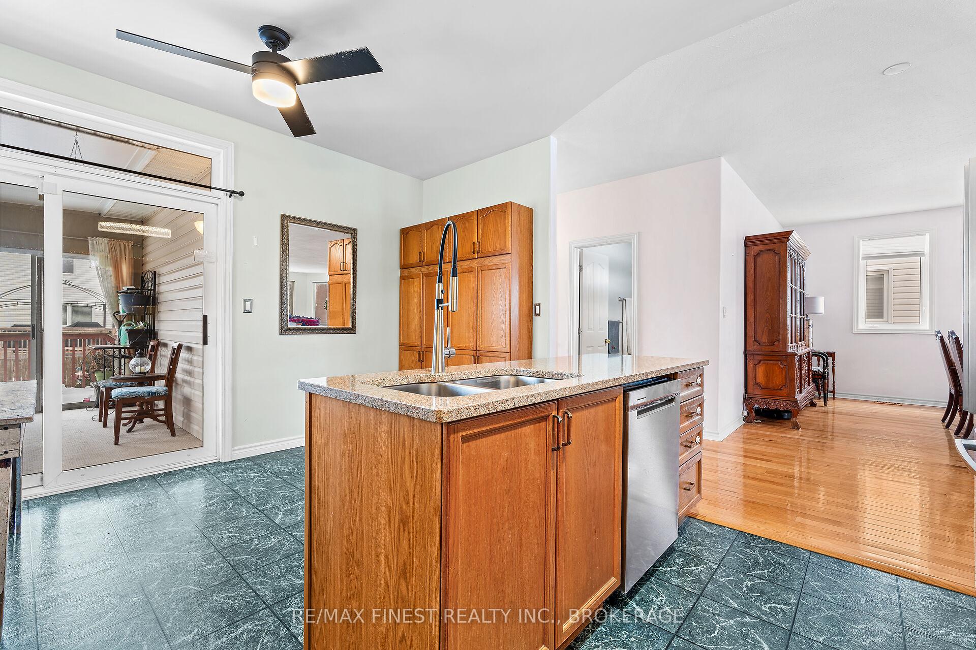 Photo 15 of 1220 Cyprus Road, Kingston, Kingston East (Incl Barret Crt) — HOMEH