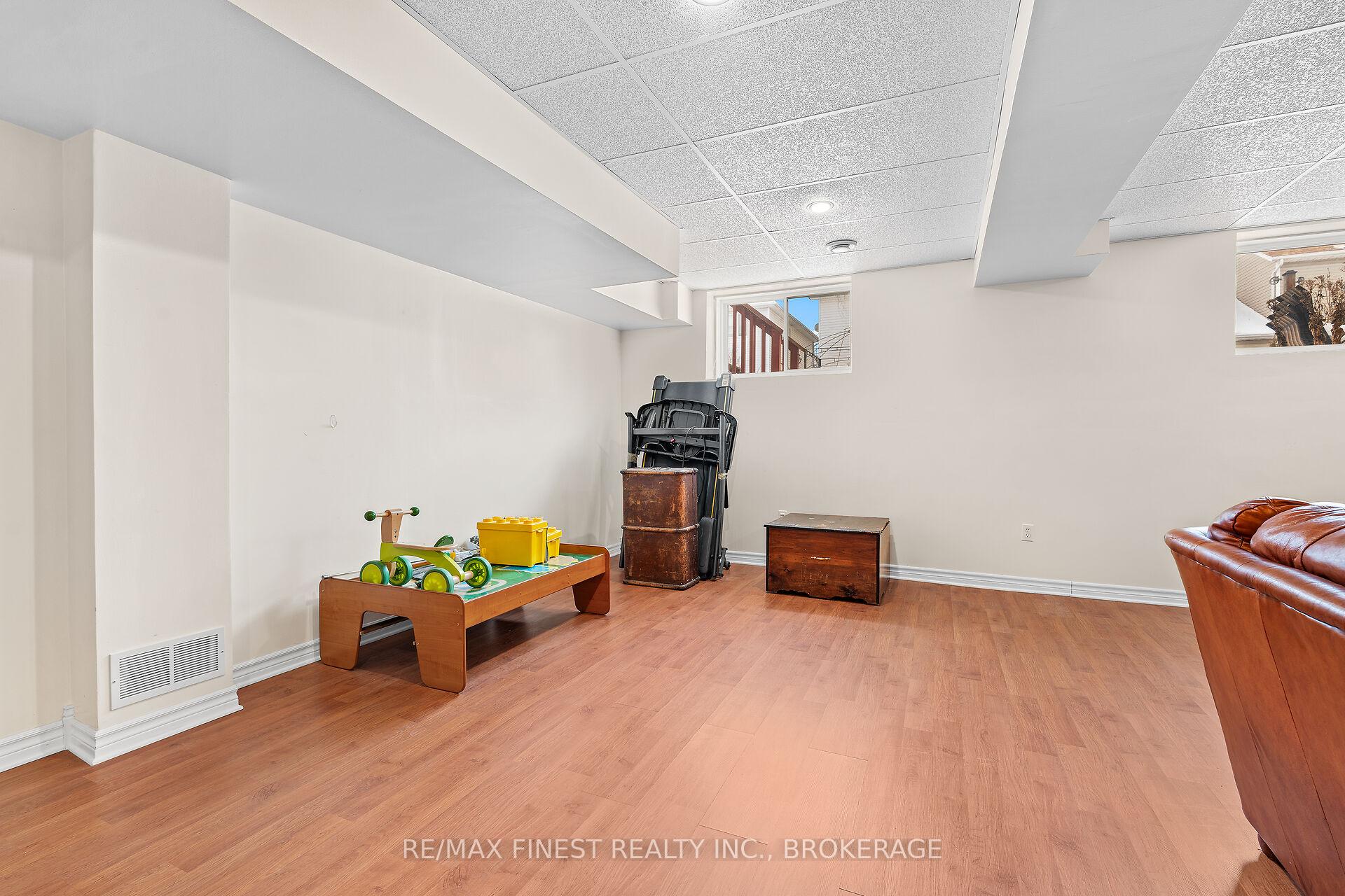 Photo 29 of 1220 Cyprus Road, Kingston, Kingston East (Incl Barret Crt) — HOMEH
