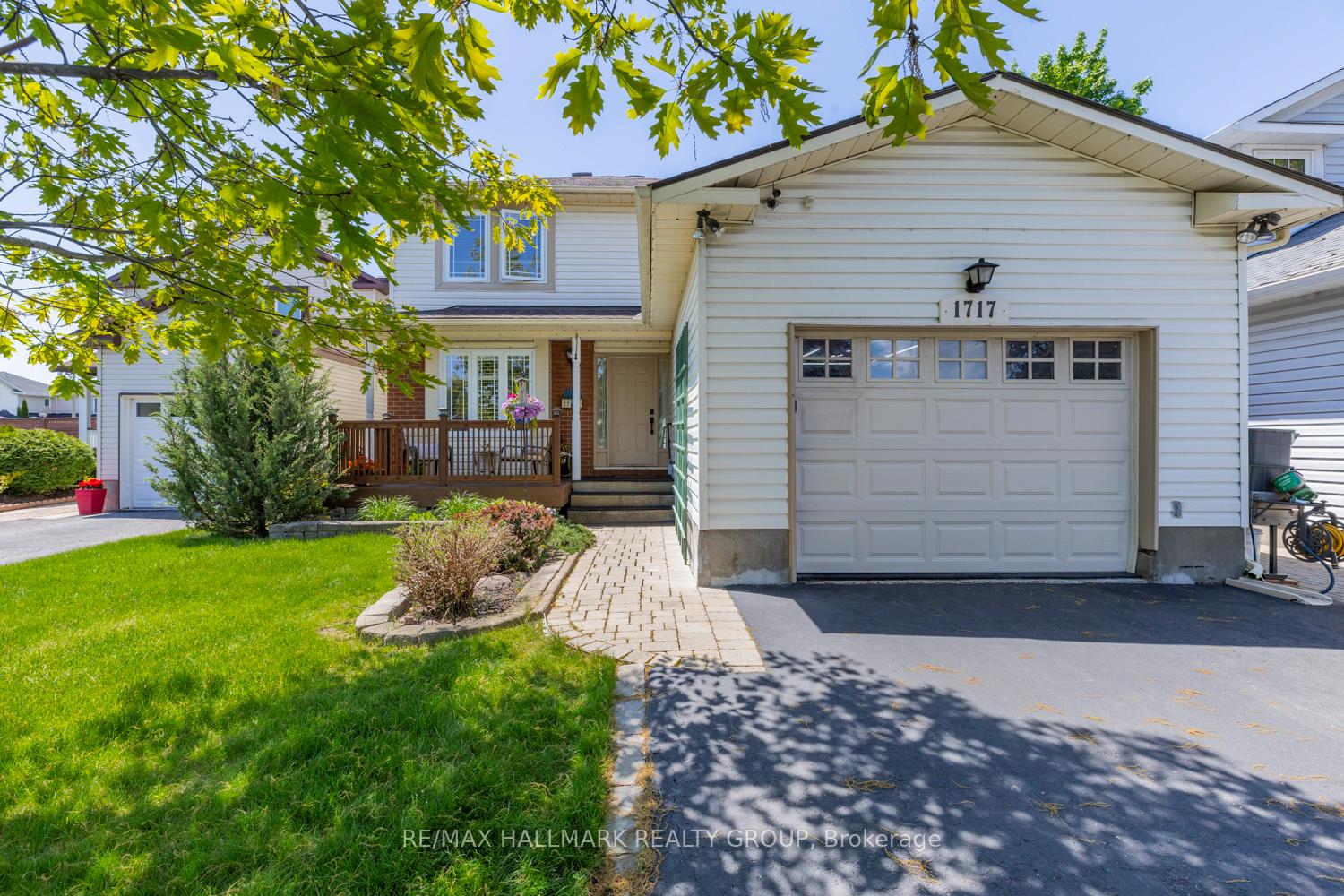 Photo 1 of 1717 Tache Way, Ottawa, Fallingbrook/Pineridge — HOMEH