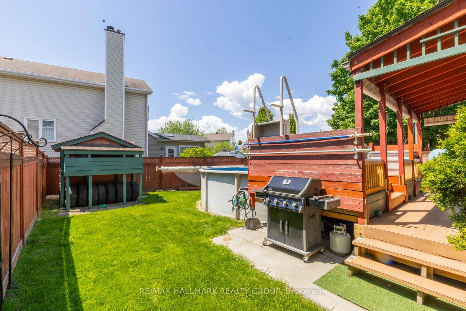 Photo 36 of 1717 Tache Way, Ottawa, Fallingbrook/Pineridge — HOMEH