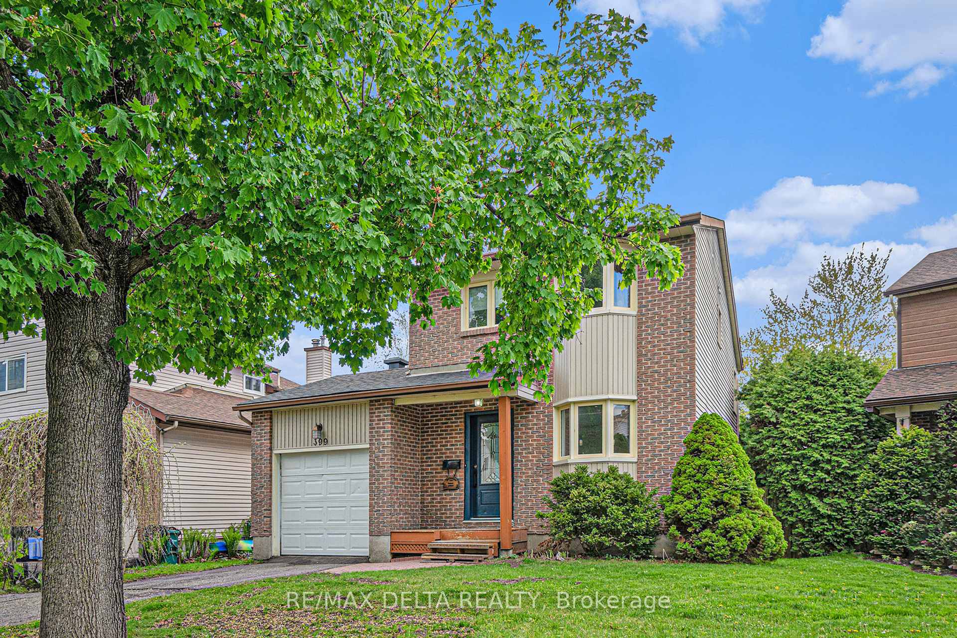 Photo 5 of 399 Duvernay Drive, Ottawa, Queenswood Heights South — HOMEH