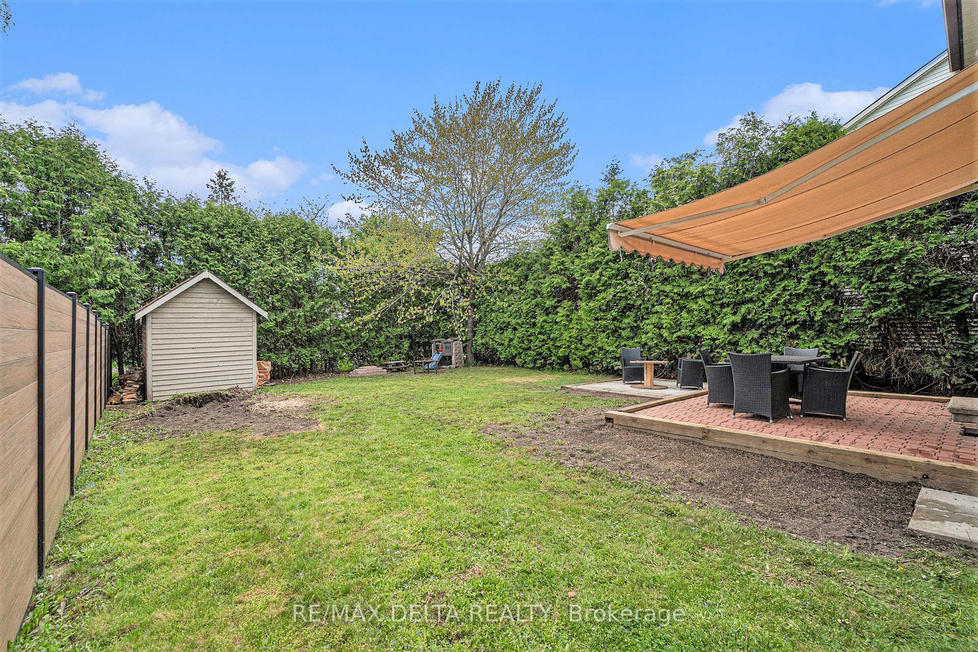 Photo 28 of 399 Duvernay Drive, Ottawa, Queenswood Heights South — HOMEH