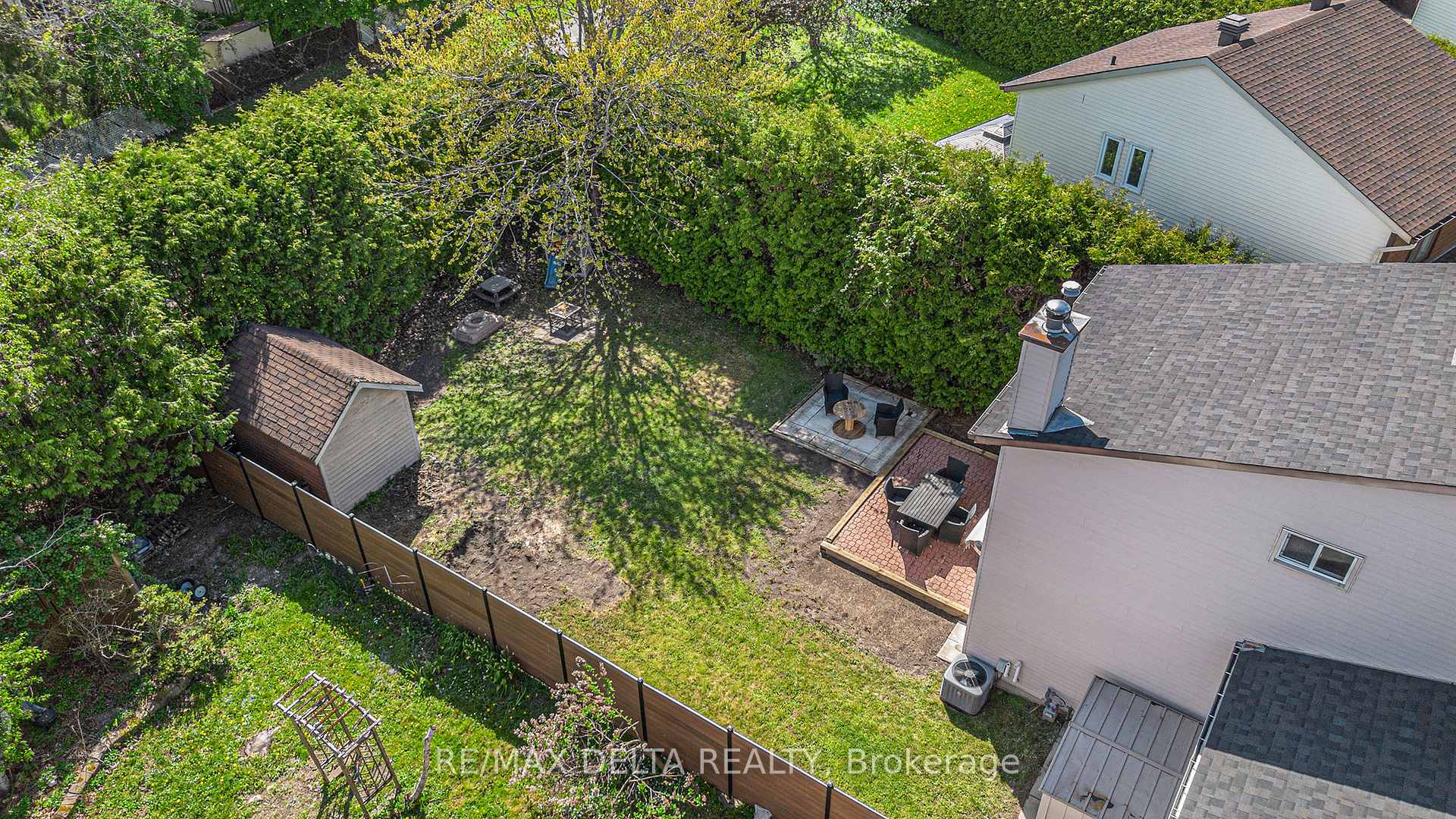 Photo 29 of 399 Duvernay Drive, Ottawa, Queenswood Heights South — HOMEH