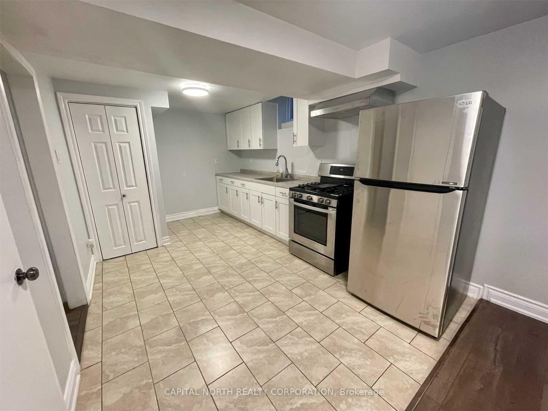 Photo 5 of Unit Unit B, 2366 Denvale Drive, Pickering, Brock Ridge — HOMEH