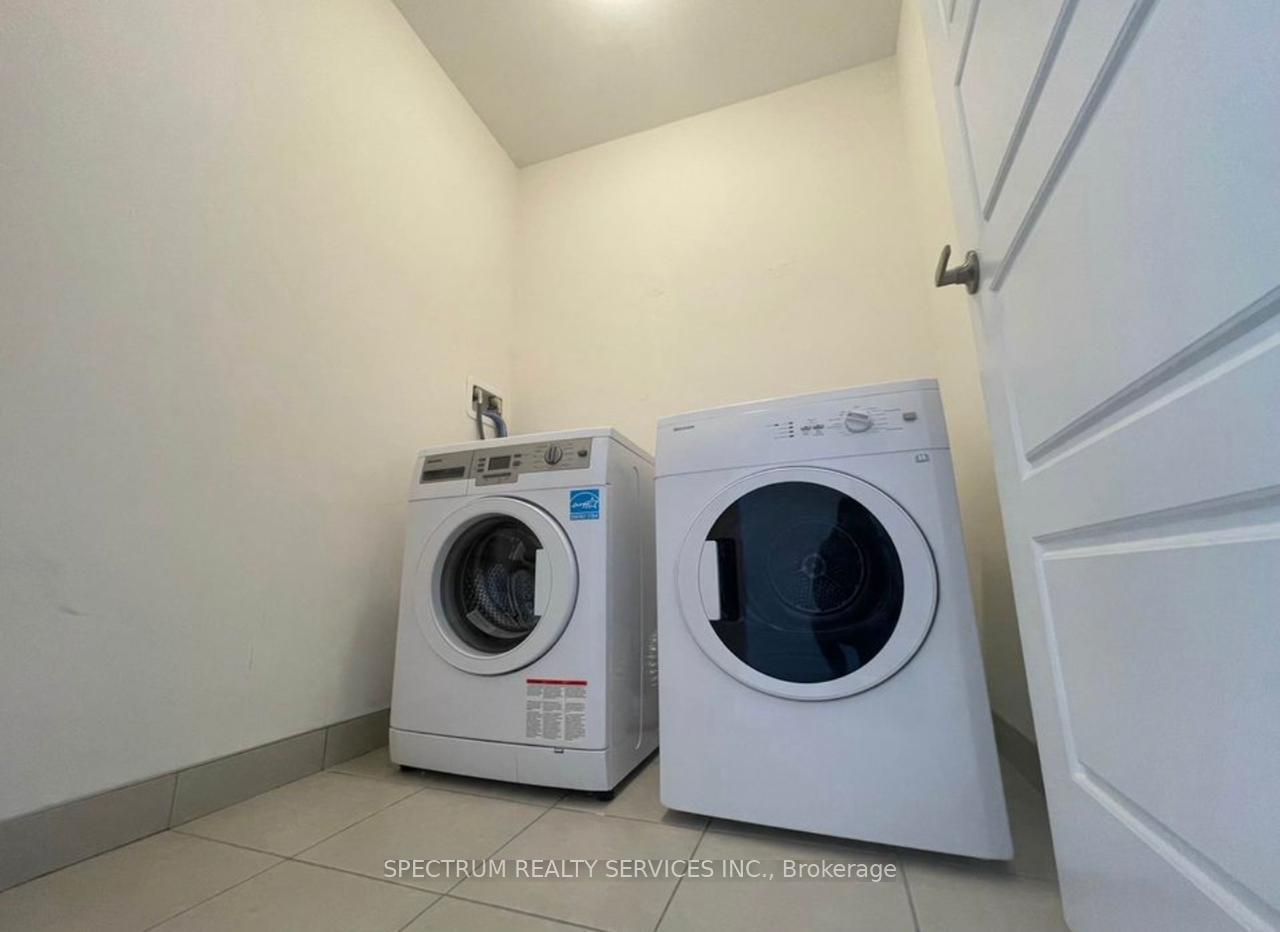 Photo 7 of Unit 29, 1000 Asleton Boulevard, Milton, Willmott — HOMEH