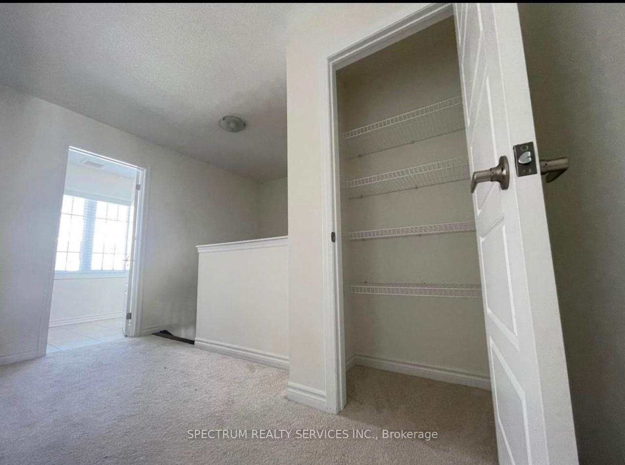 Photo 10 of Unit 29, 1000 Asleton Boulevard, Milton, Willmott — HOMEH