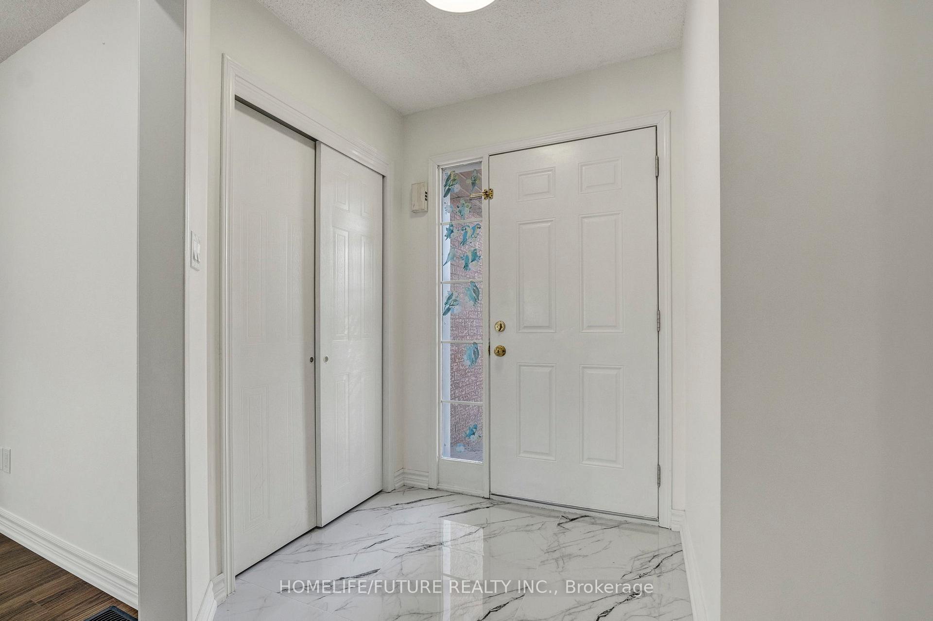 Photo 2 of 1803 Dalhousie Crescent, Oshawa, Samac — HOMEH