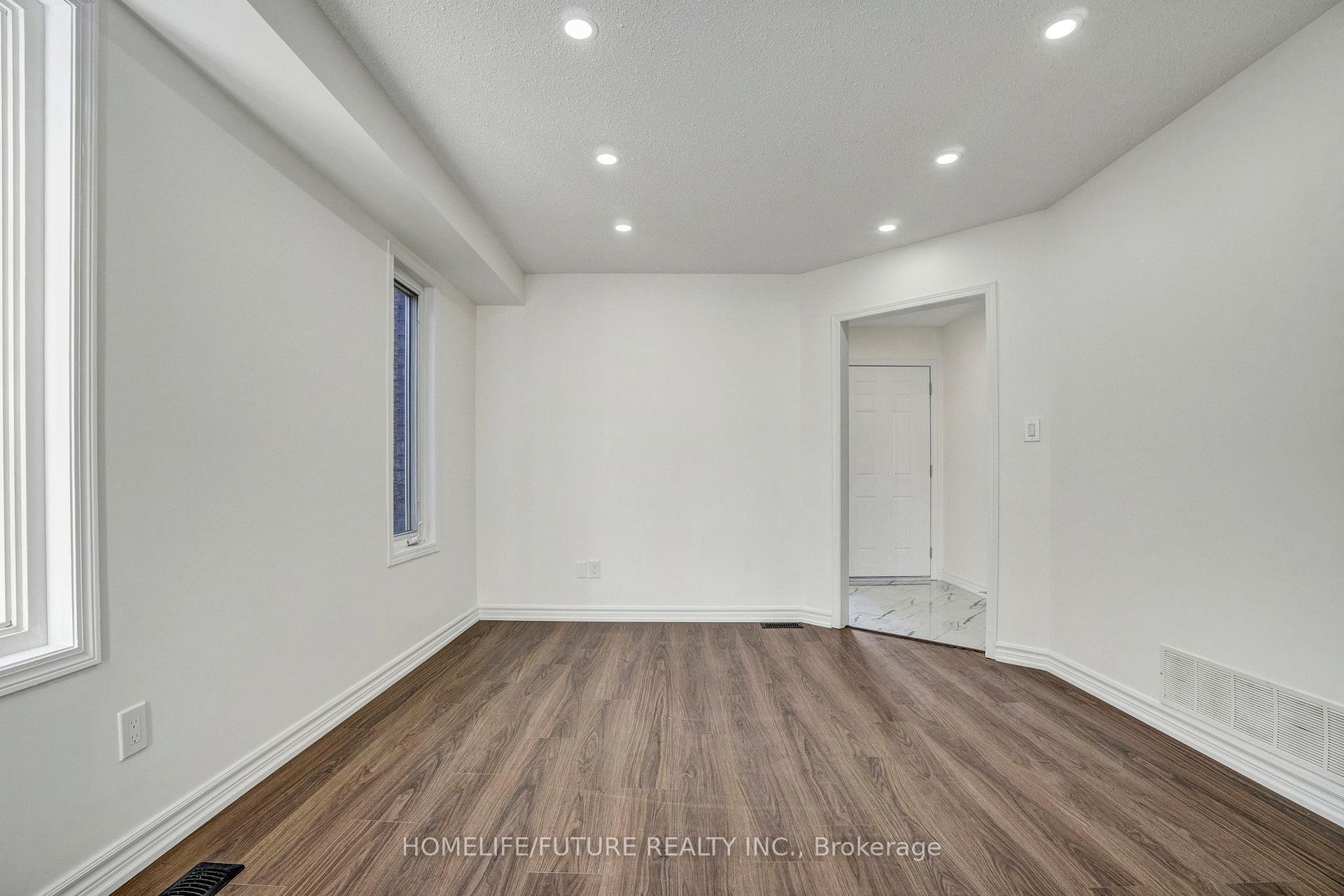 Photo 6 of 1803 Dalhousie Crescent, Oshawa, Samac — HOMEH