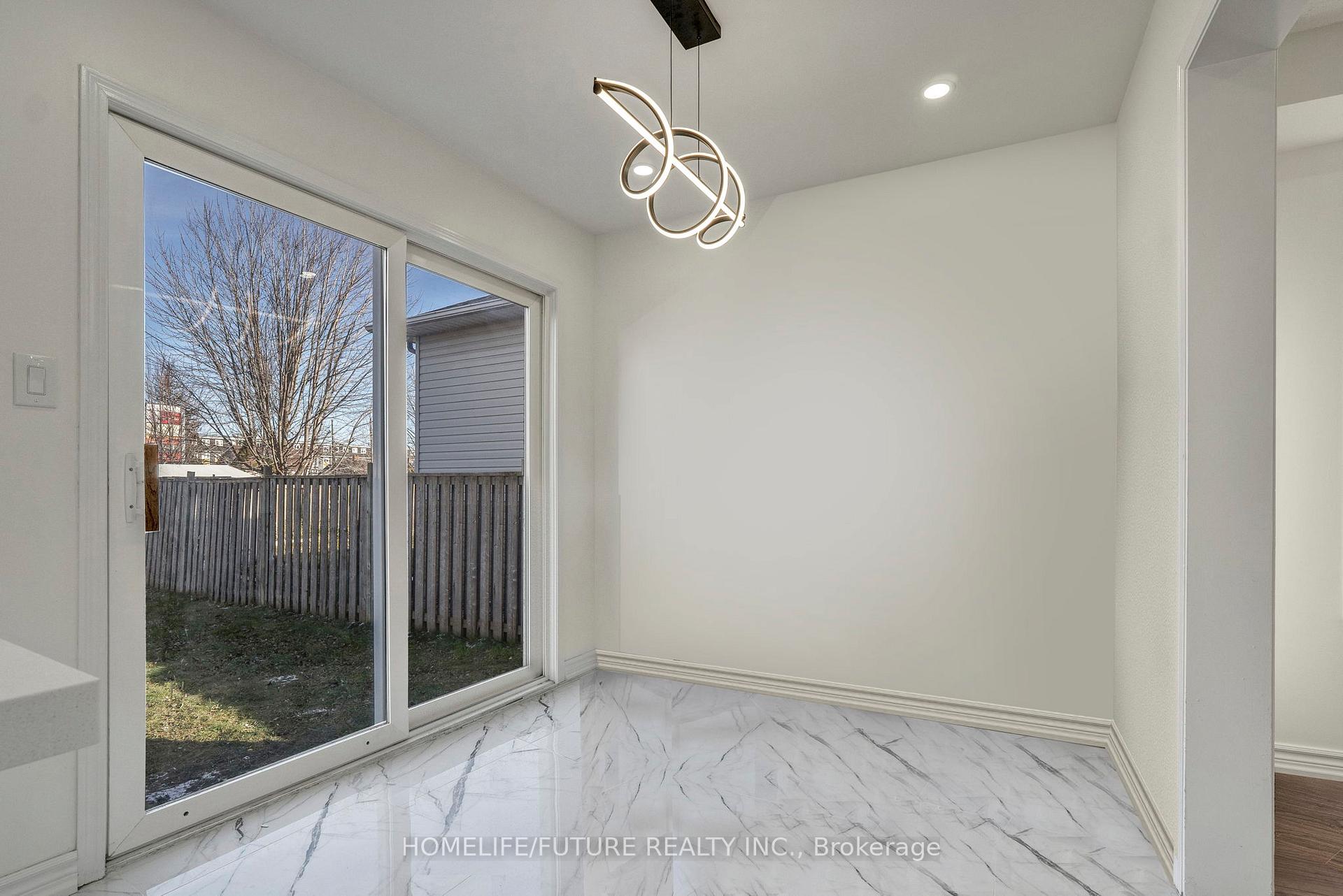 Photo 10 of 1803 Dalhousie Crescent, Oshawa, Samac — HOMEH