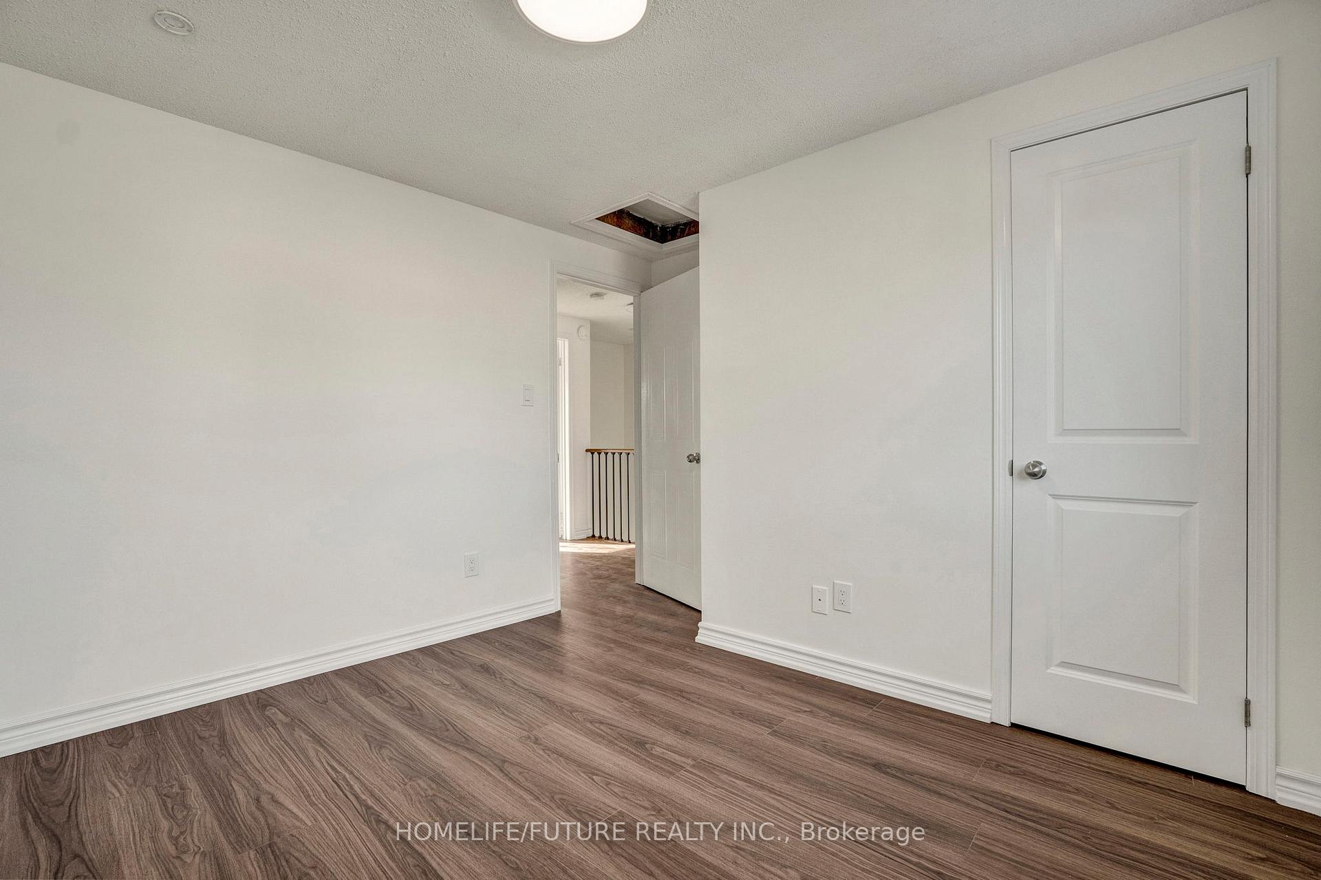 Photo 24 of 1803 Dalhousie Crescent, Oshawa, Samac — HOMEH