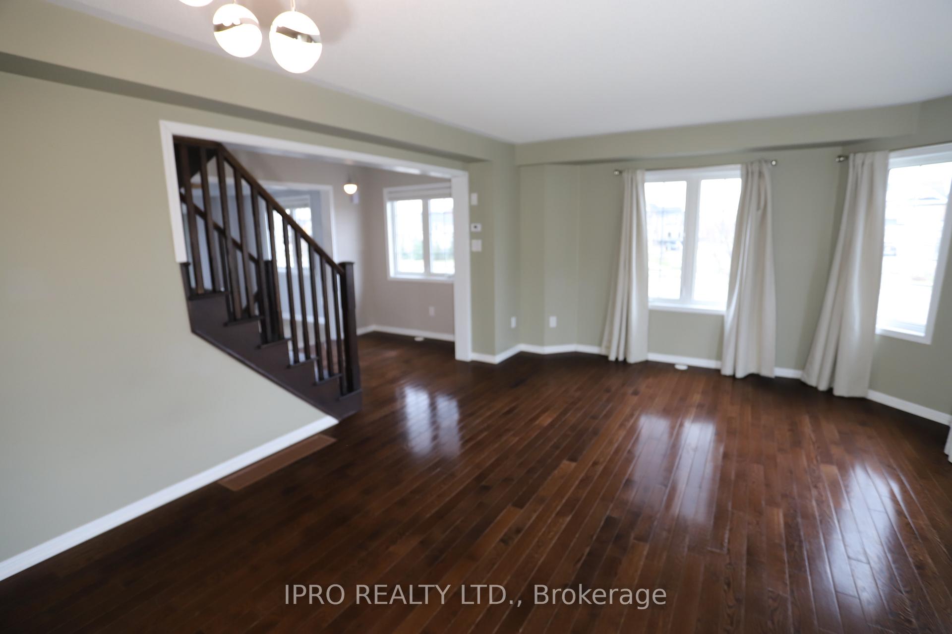 Photo 10 of 919 Brassard Circle, Milton, Willmott — HOMEH