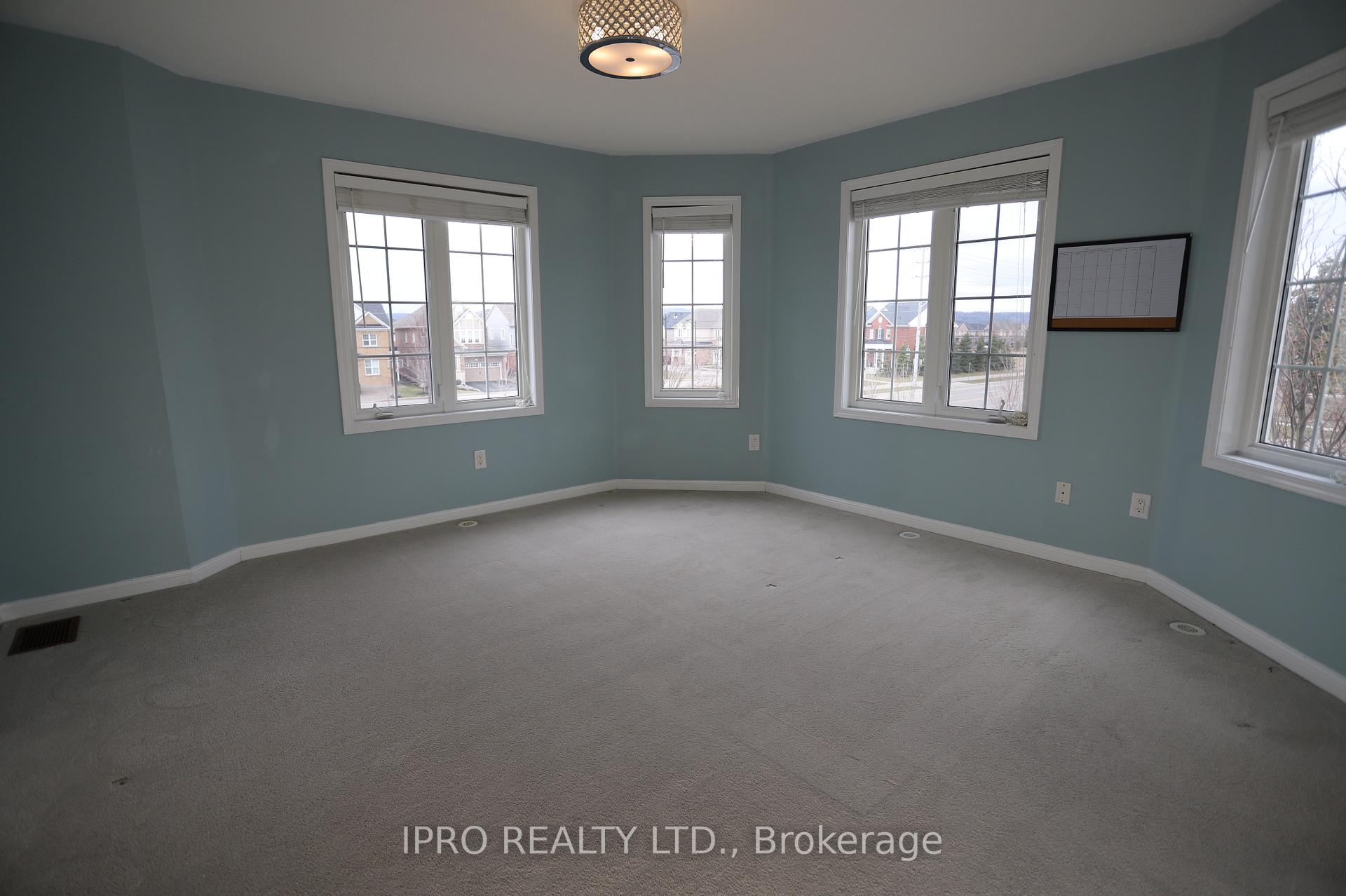 Photo 17 of 919 Brassard Circle, Milton, Willmott — HOMEH