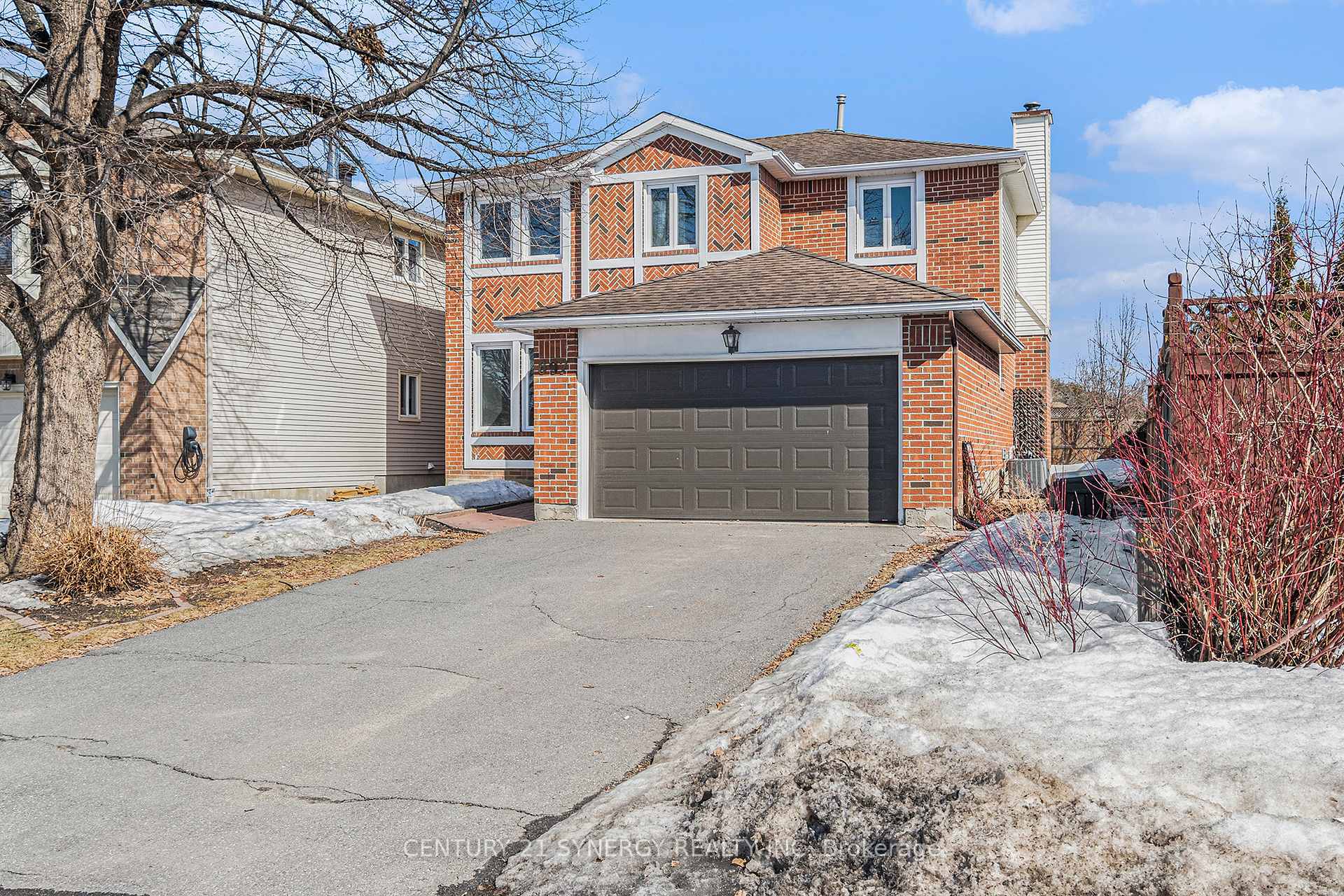 Photo 3 of 697 Apollo Way, Ottawa, Fallingbrook/Pineridge — HOMEH