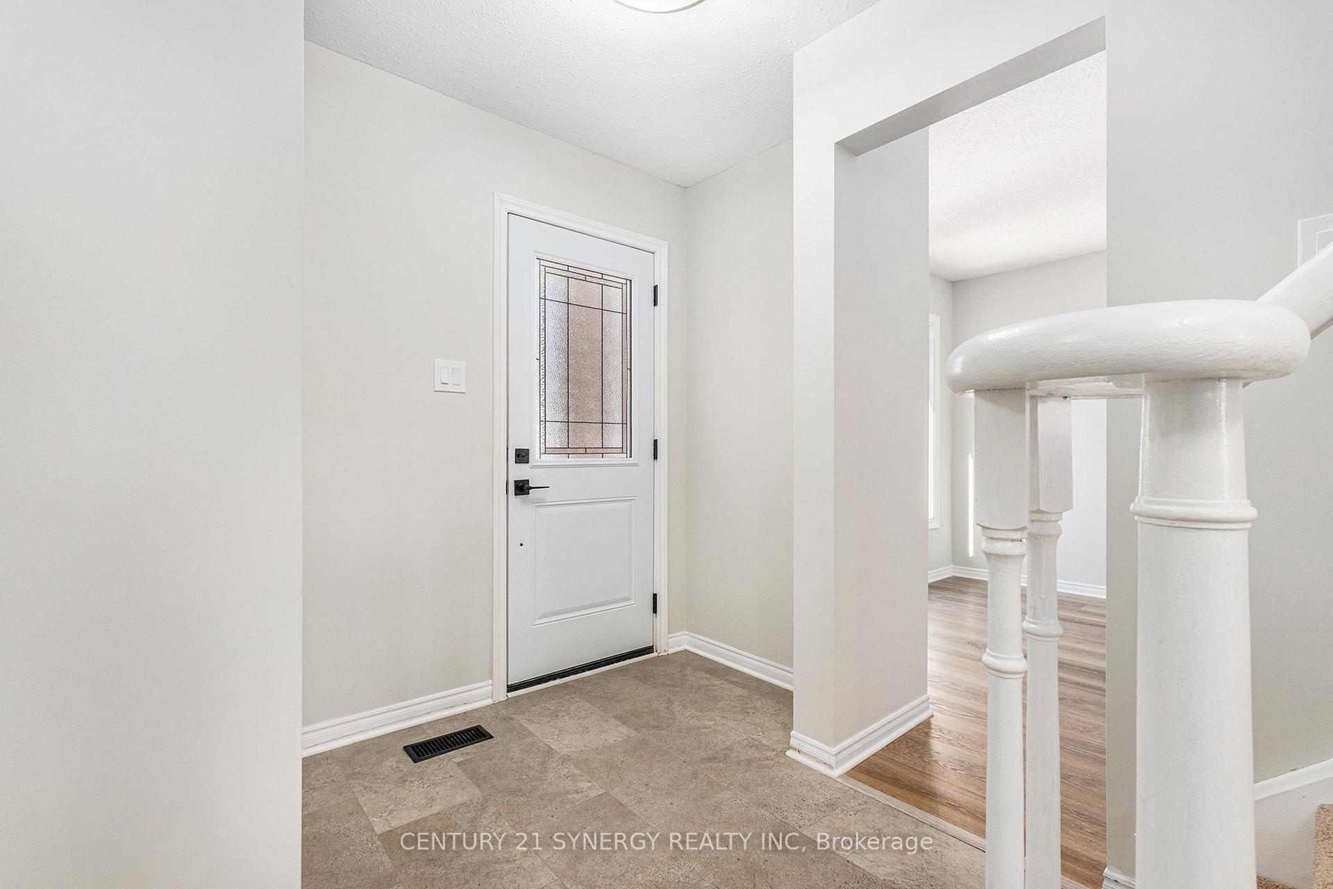 Photo 5 of 697 Apollo Way, Ottawa, Fallingbrook/Pineridge — HOMEH