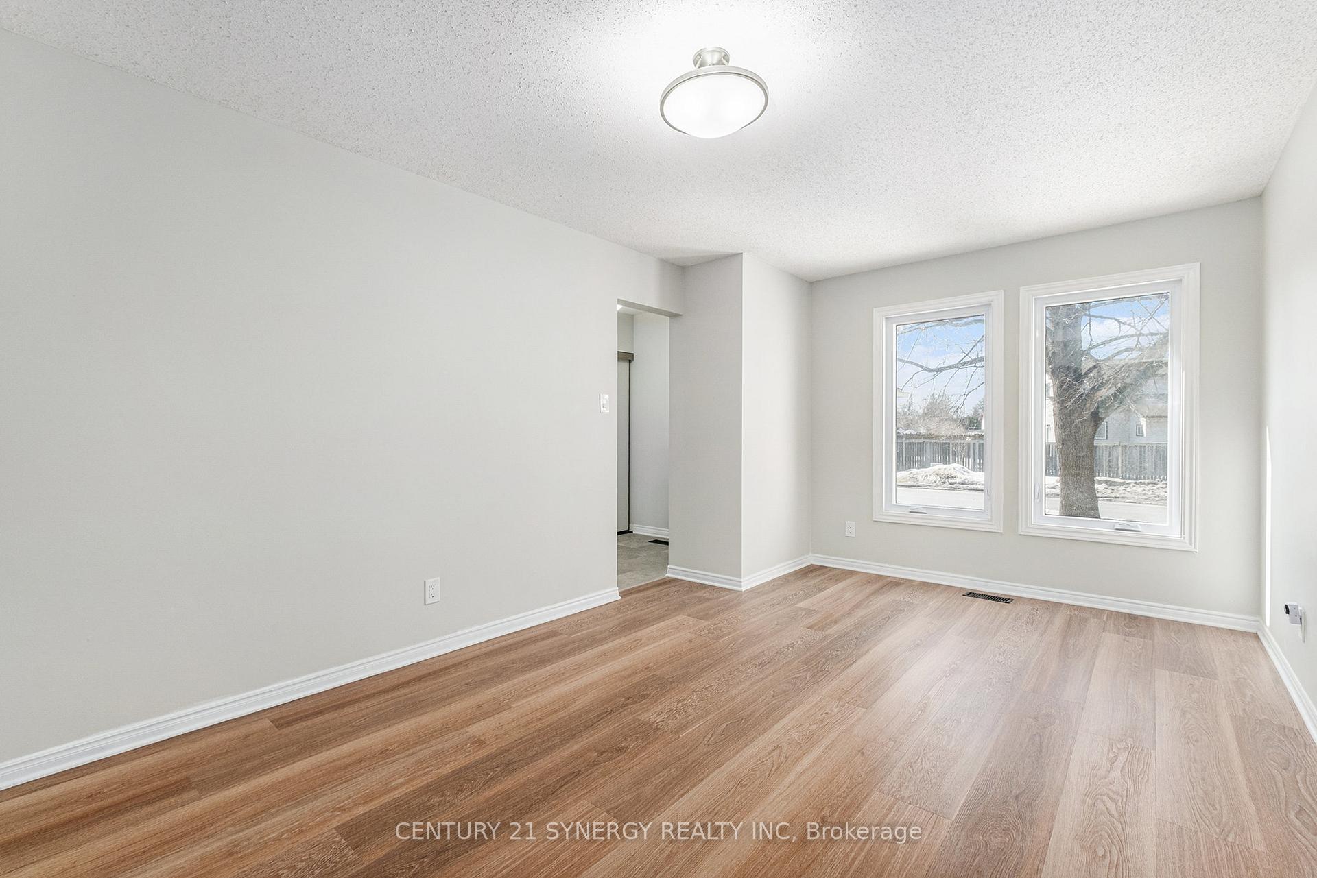 Photo 7 of 697 Apollo Way, Ottawa, Fallingbrook/Pineridge — HOMEH