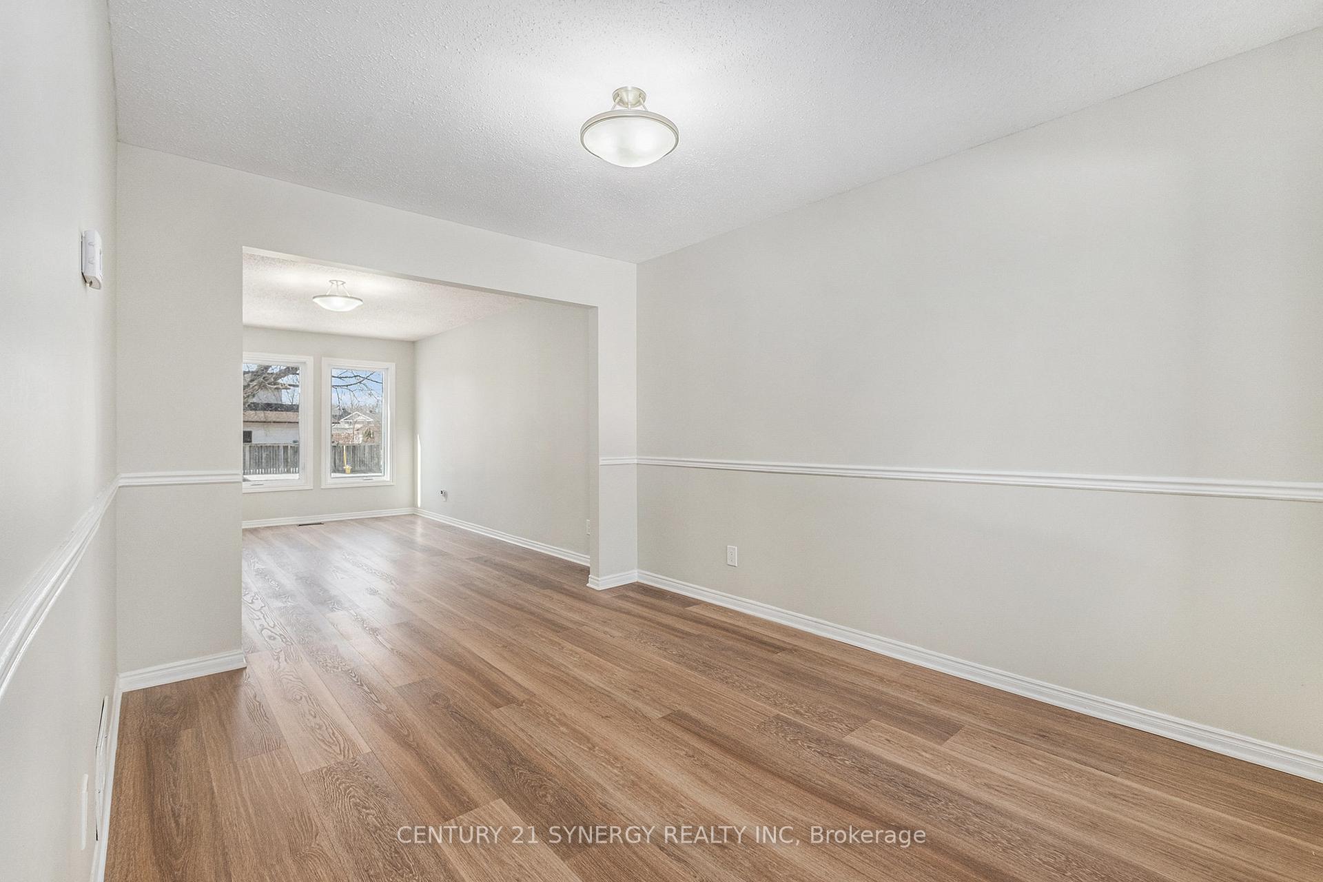 Photo 9 of 697 Apollo Way, Ottawa, Fallingbrook/Pineridge — HOMEH