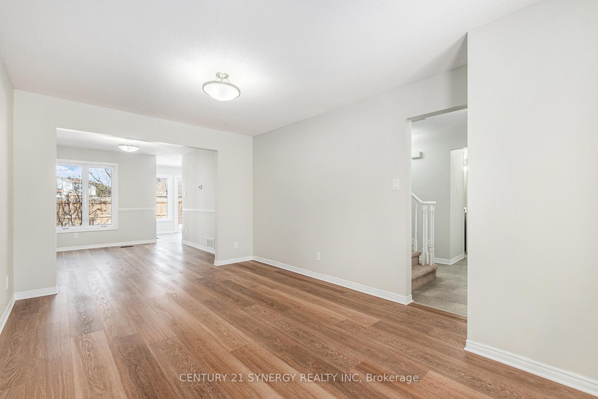 Photo 10 of 697 Apollo Way, Ottawa, Fallingbrook/Pineridge — HOMEH
