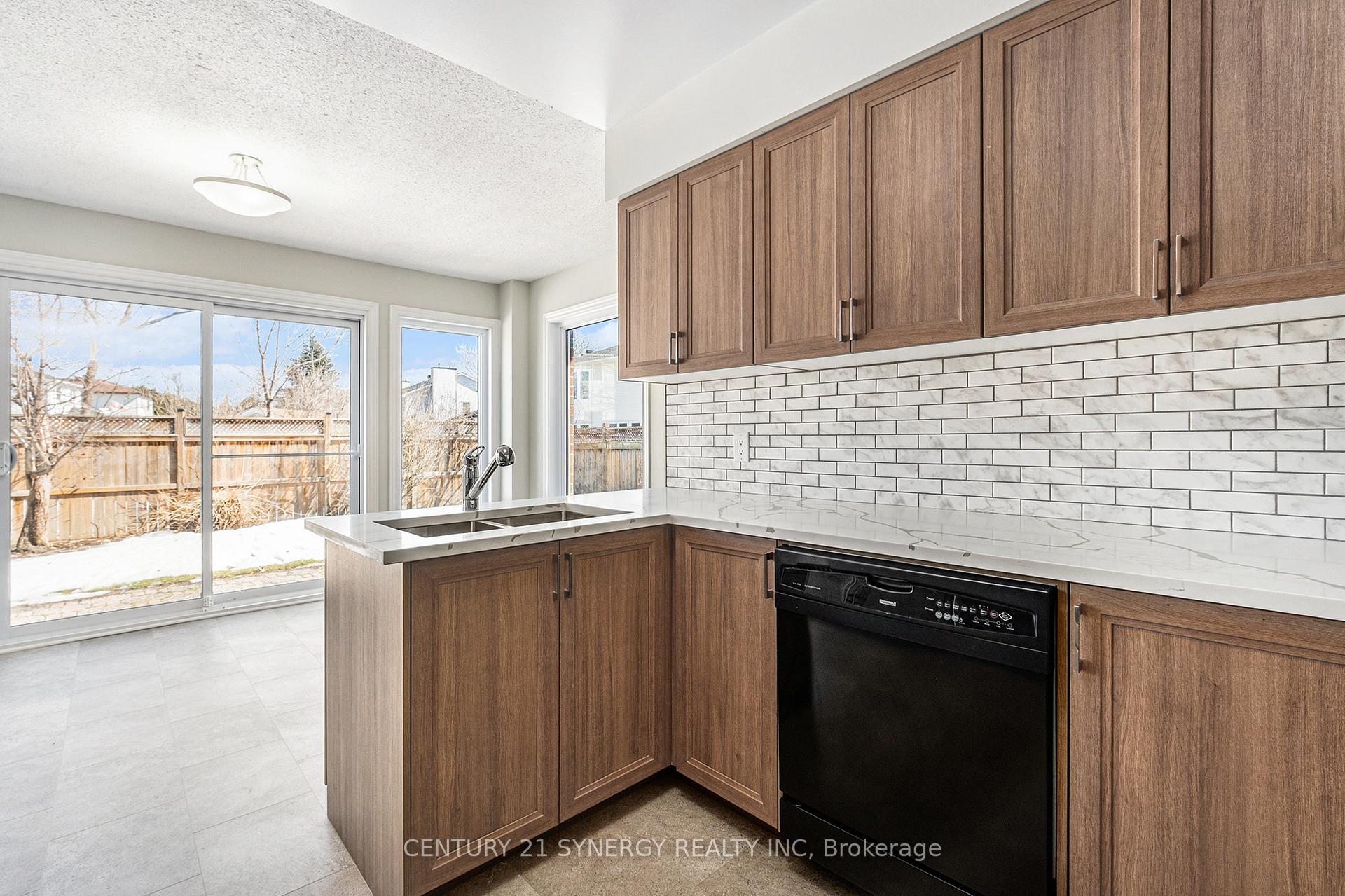Photo 13 of 697 Apollo Way, Ottawa, Fallingbrook/Pineridge — HOMEH