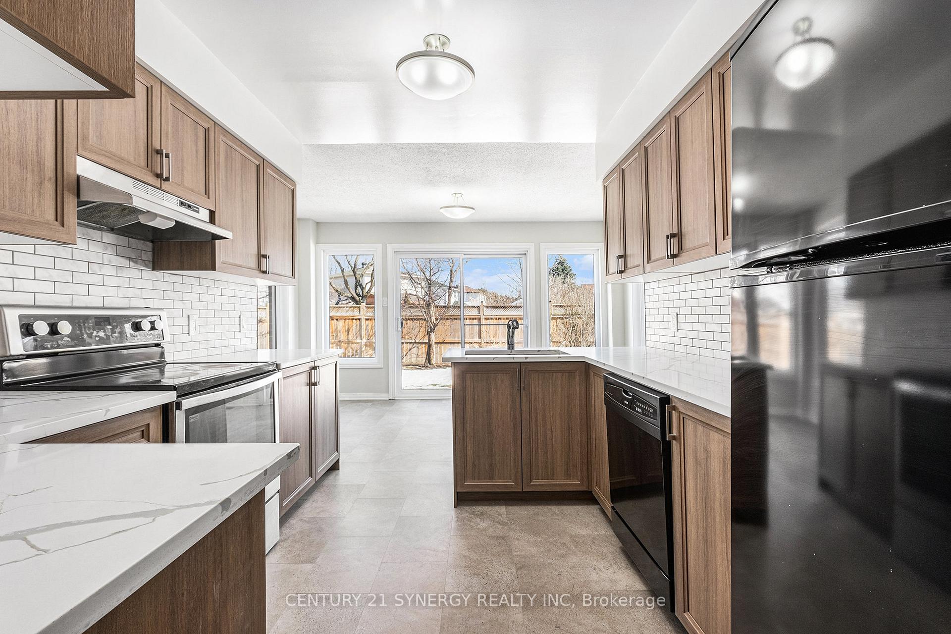 Photo 16 of 697 Apollo Way, Ottawa, Fallingbrook/Pineridge — HOMEH