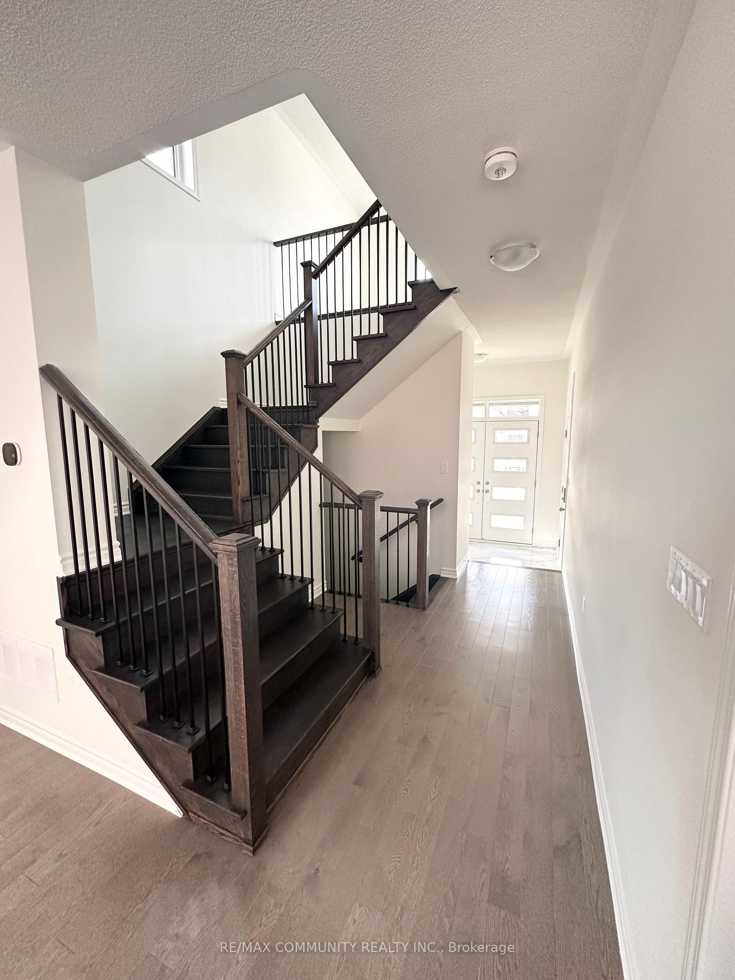 Photo 6 of 3023 Hollyberry Trail, Pickering, Rural Pickering — HOMEH