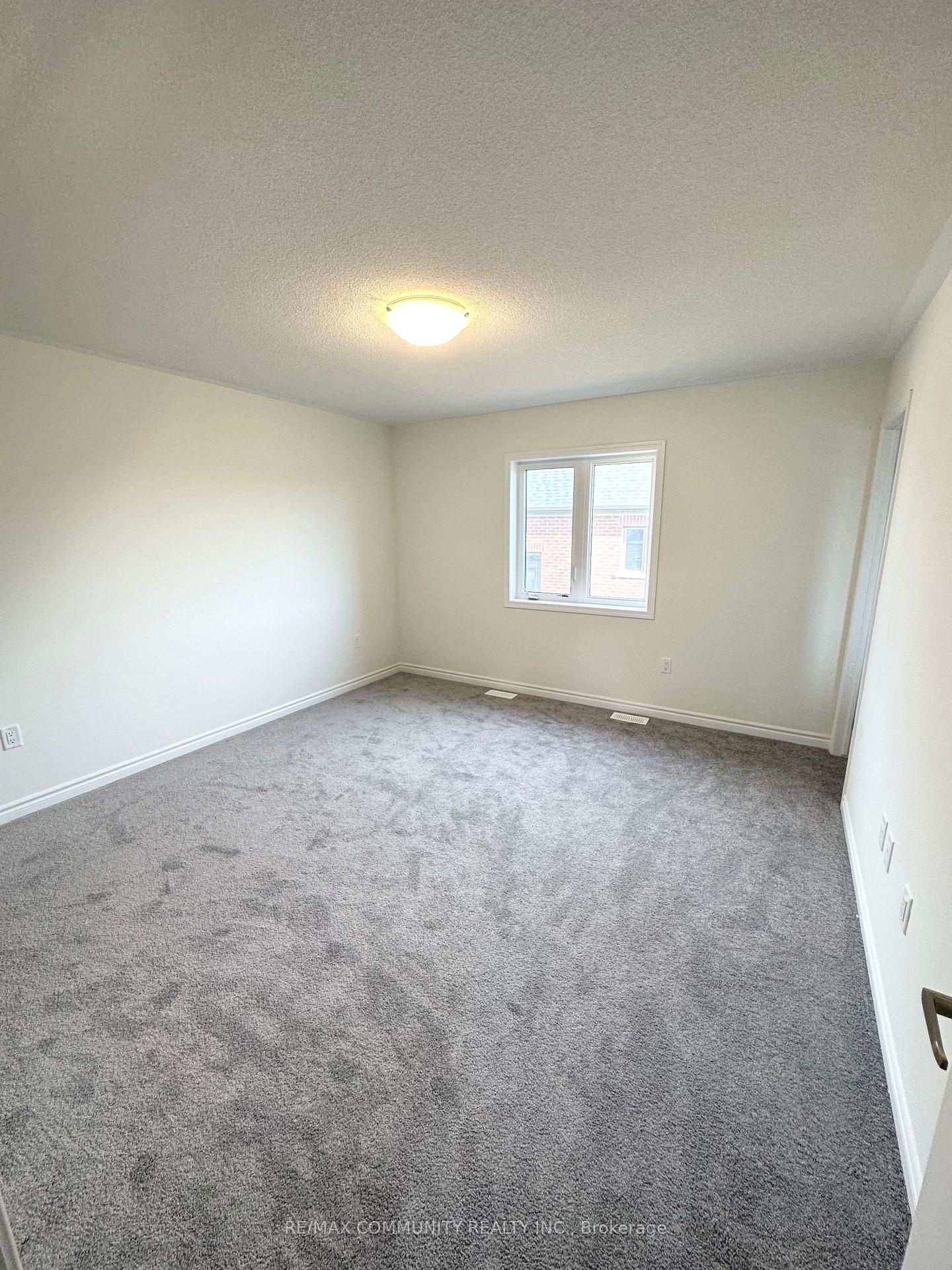 Photo 11 of 3023 Hollyberry Trail, Pickering, Rural Pickering — HOMEH
