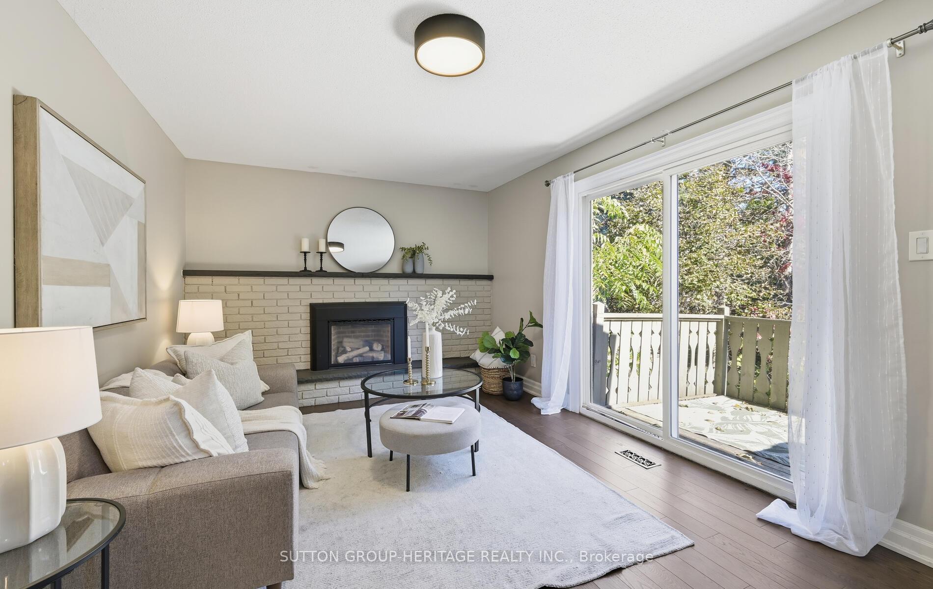 Photo 6 of 602 Antigua Crescent, Oshawa, Northglen — HOMEH