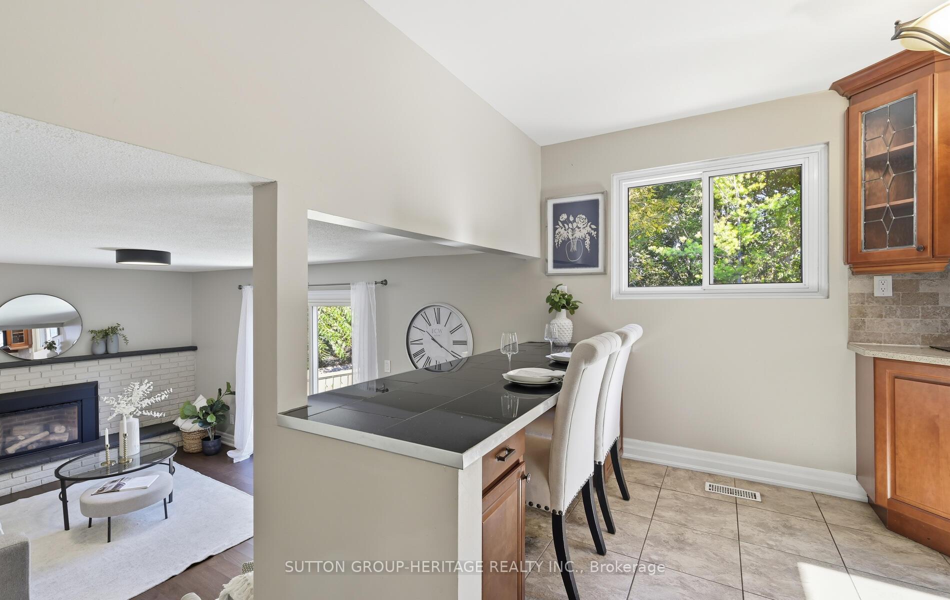 Photo 16 of 602 Antigua Crescent, Oshawa, Northglen — HOMEH
