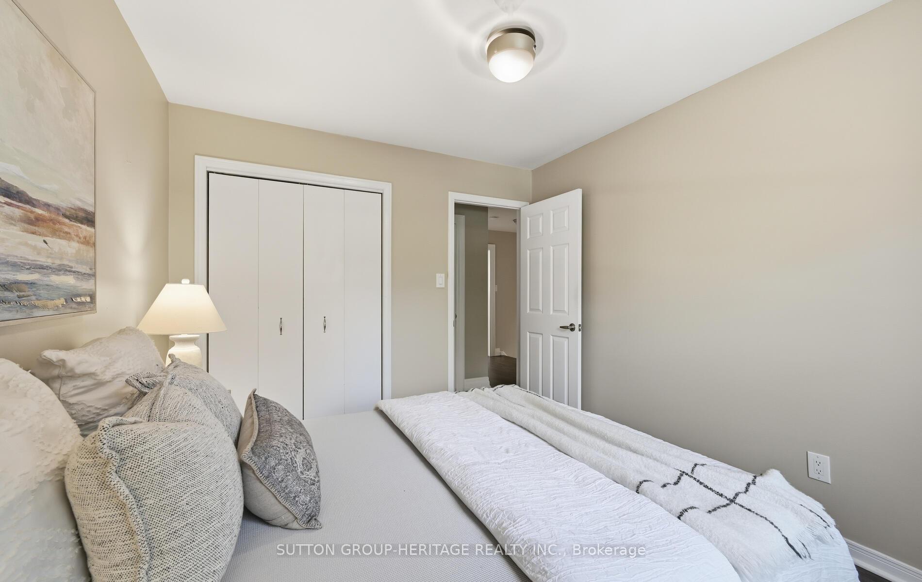 Photo 24 of 602 Antigua Crescent, Oshawa, Northglen — HOMEH