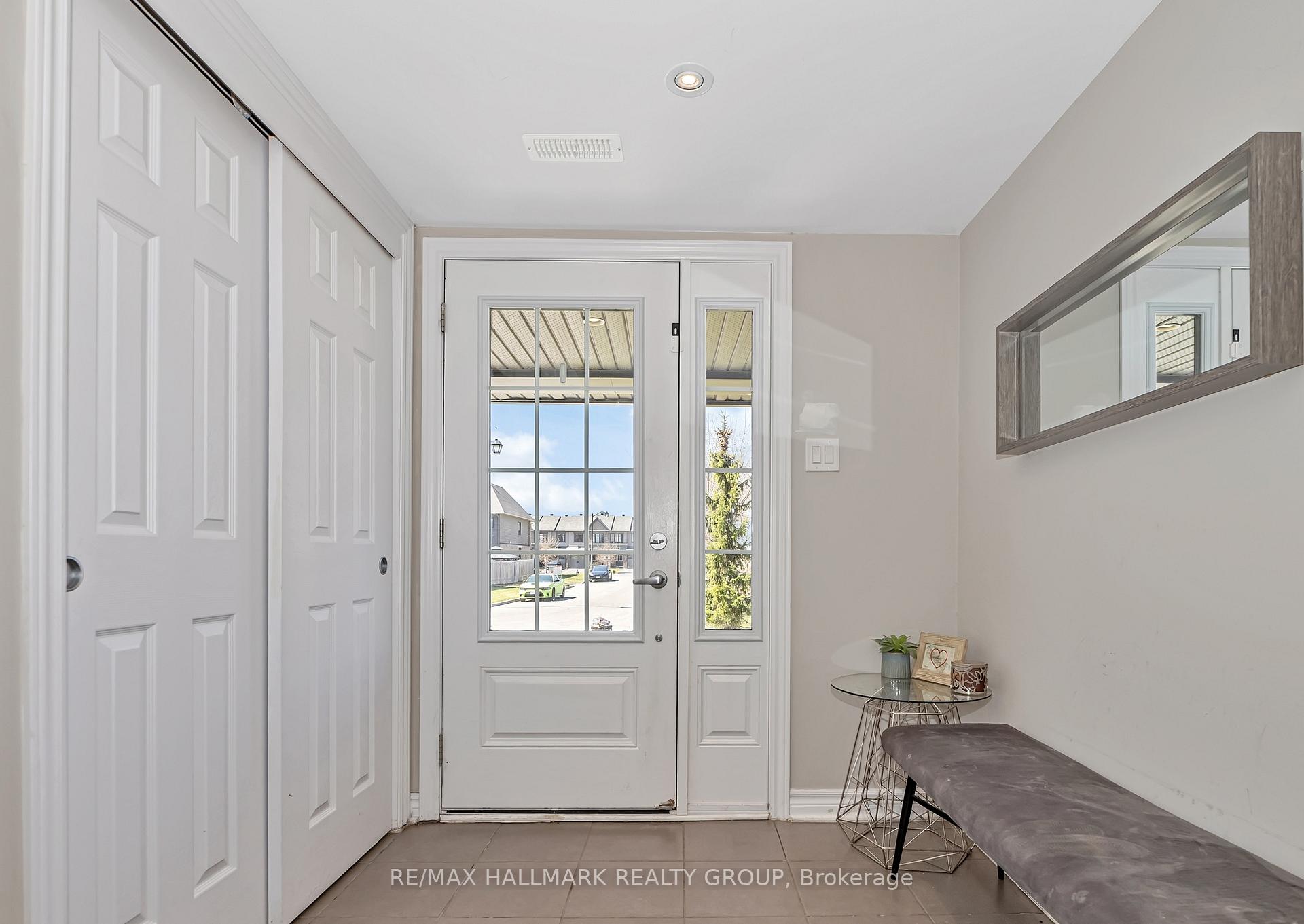 Photo 4 of 550 Petrichor Crescent, Ottawa, Avalon West — HOMEH