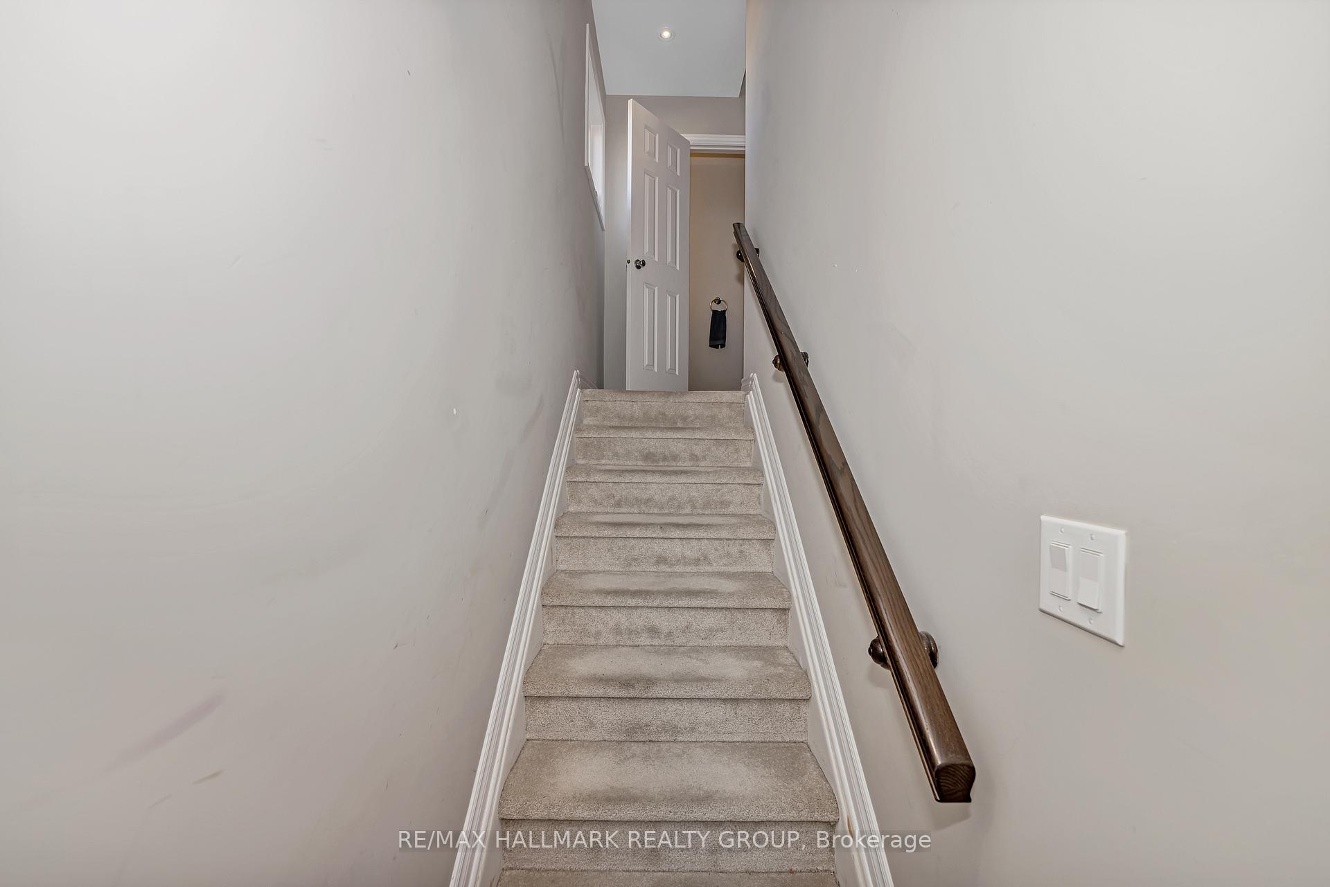 Photo 6 of 550 Petrichor Crescent, Ottawa, Avalon West — HOMEH