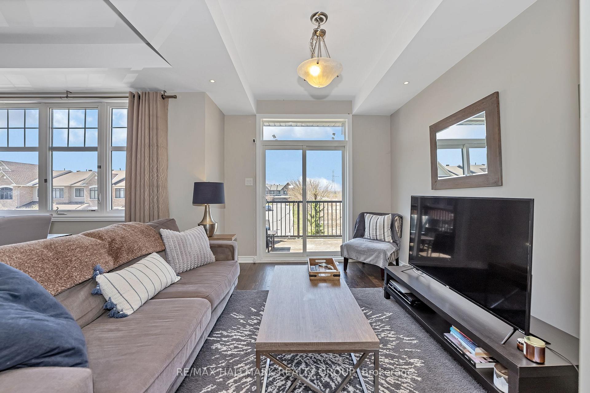 Photo 8 of 550 Petrichor Crescent, Ottawa, Avalon West — HOMEH