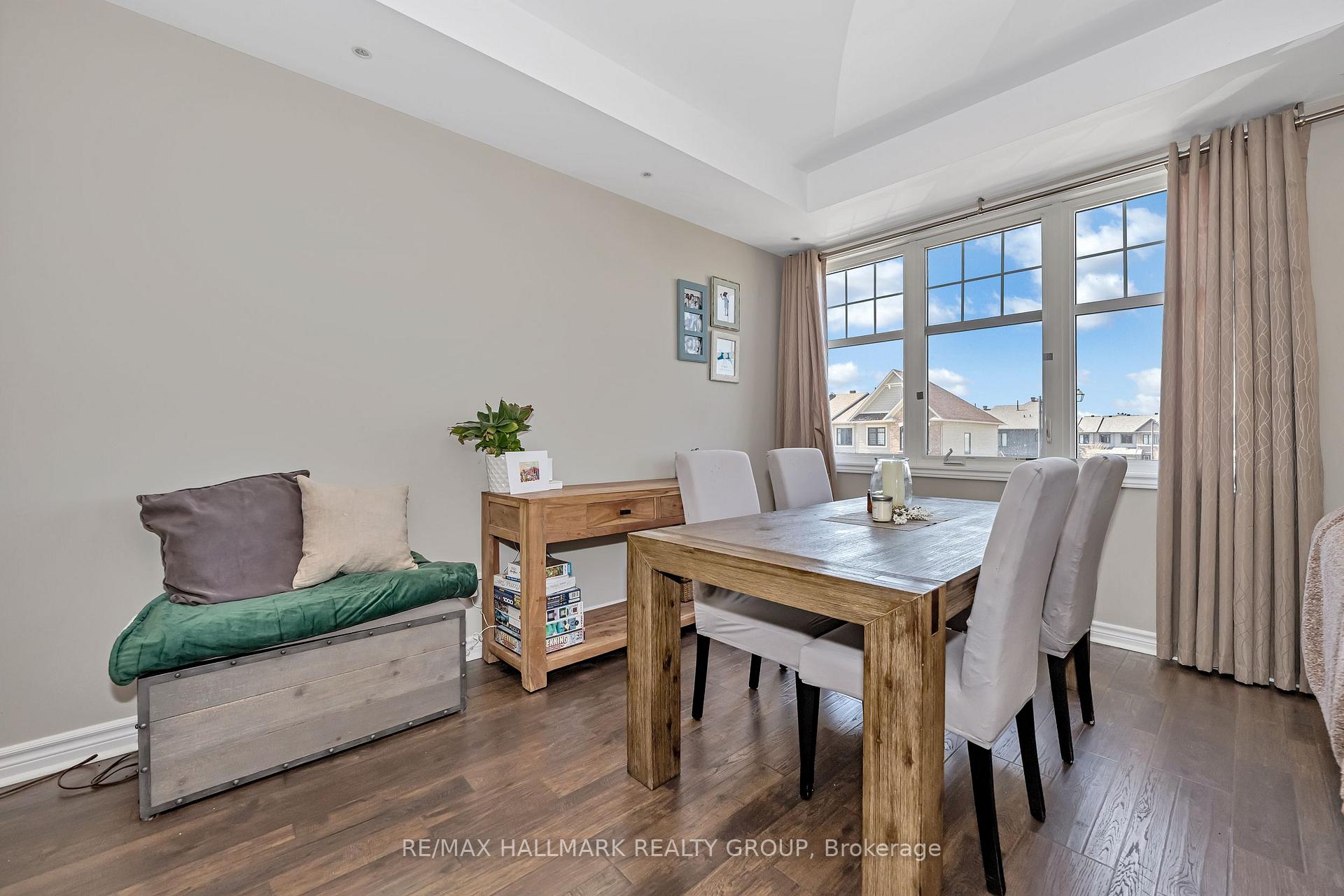 Photo 10 of 550 Petrichor Crescent, Ottawa, Avalon West — HOMEH