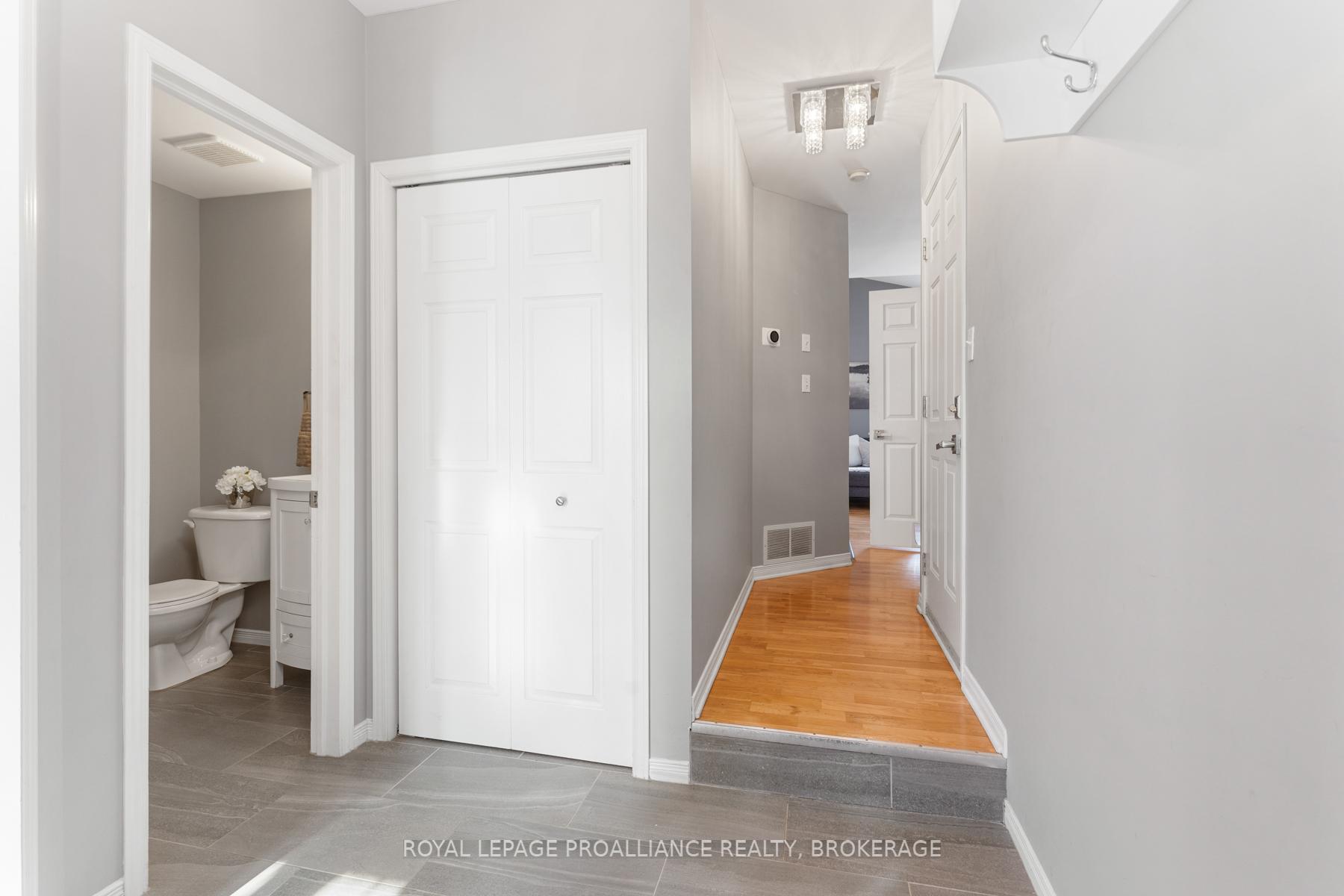 Photo 10 of 469 Freeman Crescent, Kingston, Kingston East (Incl Barret Crt) — HOMEH