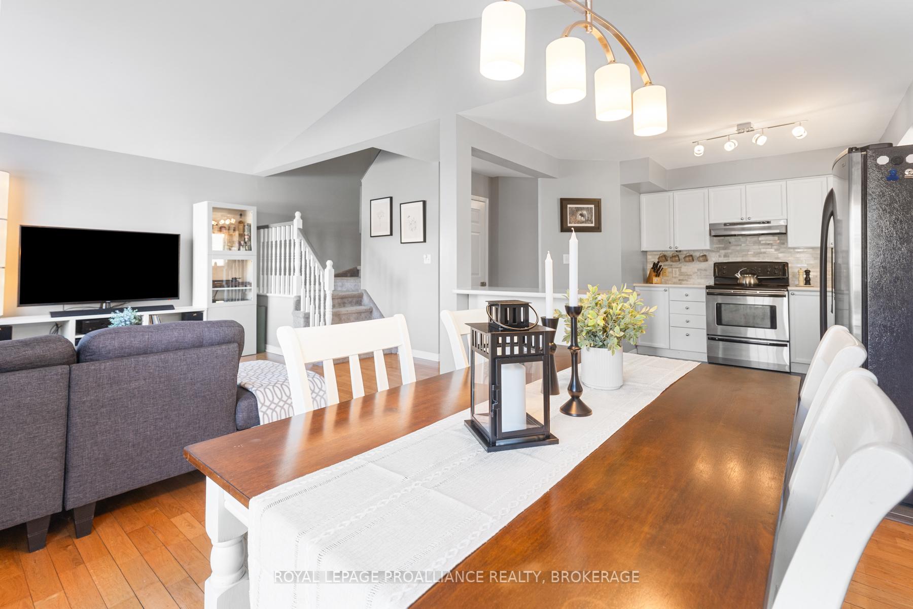 Photo 18 of 469 Freeman Crescent, Kingston, Kingston East (Incl Barret Crt) — HOMEH