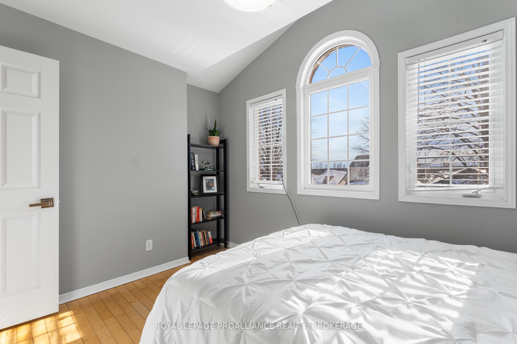 Photo 30 of 469 Freeman Crescent, Kingston, Kingston East (Incl Barret Crt) — HOMEH