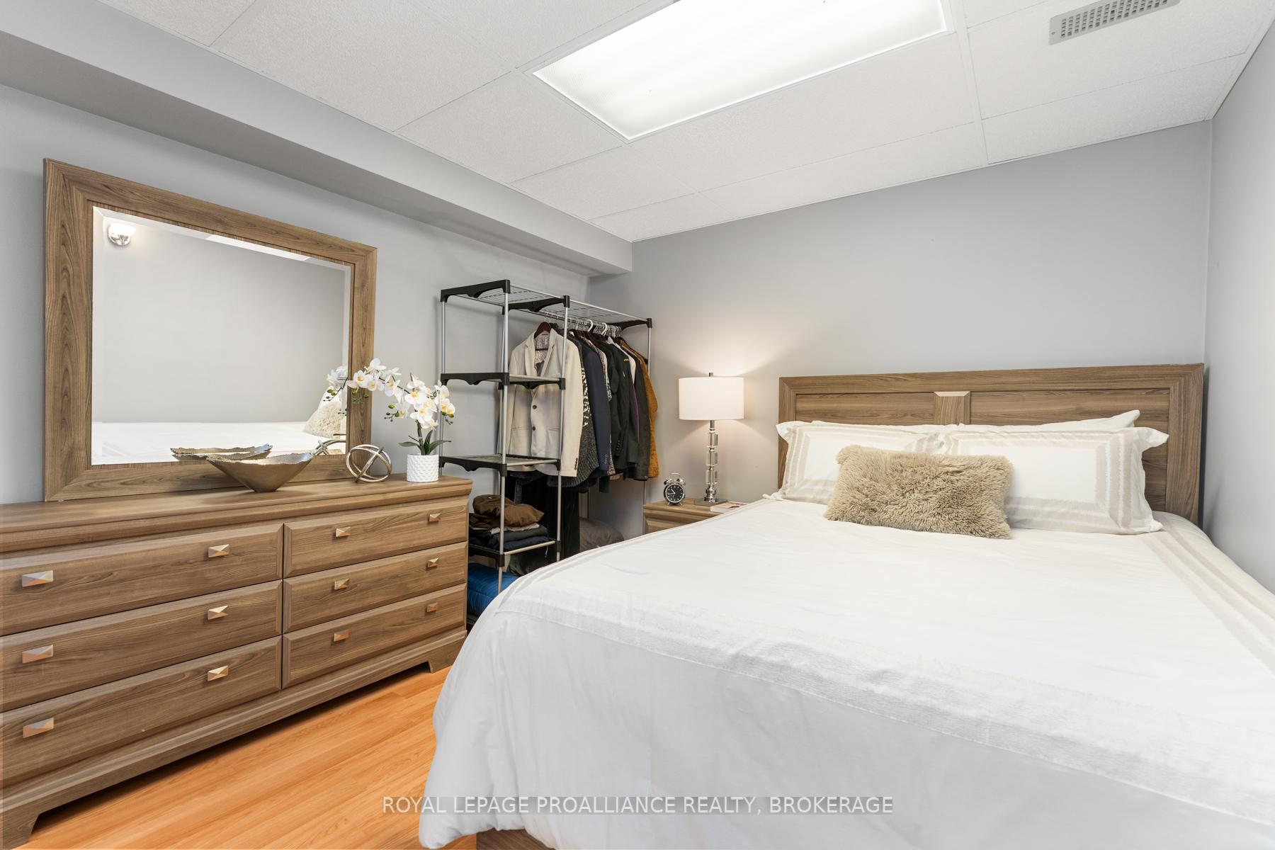 Photo 38 of 469 Freeman Crescent, Kingston, Kingston East (Incl Barret Crt) — HOMEH