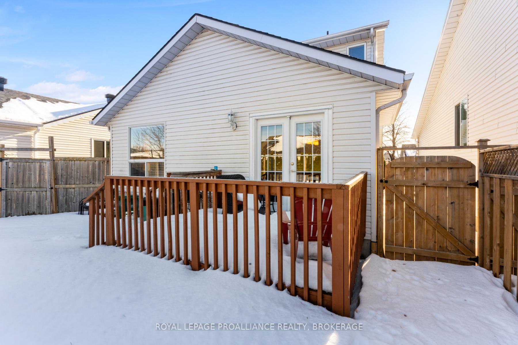 Photo 46 of 469 Freeman Crescent, Kingston, Kingston East (Incl Barret Crt) — HOMEH