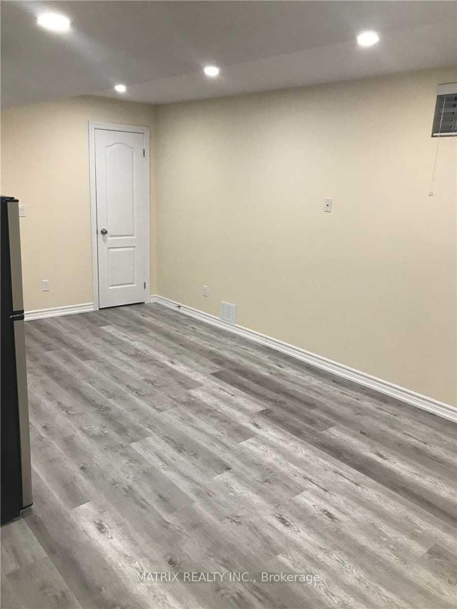 Photo 4 of 2201 Sunflower Road, Pickering, Brock Ridge — HOMEH