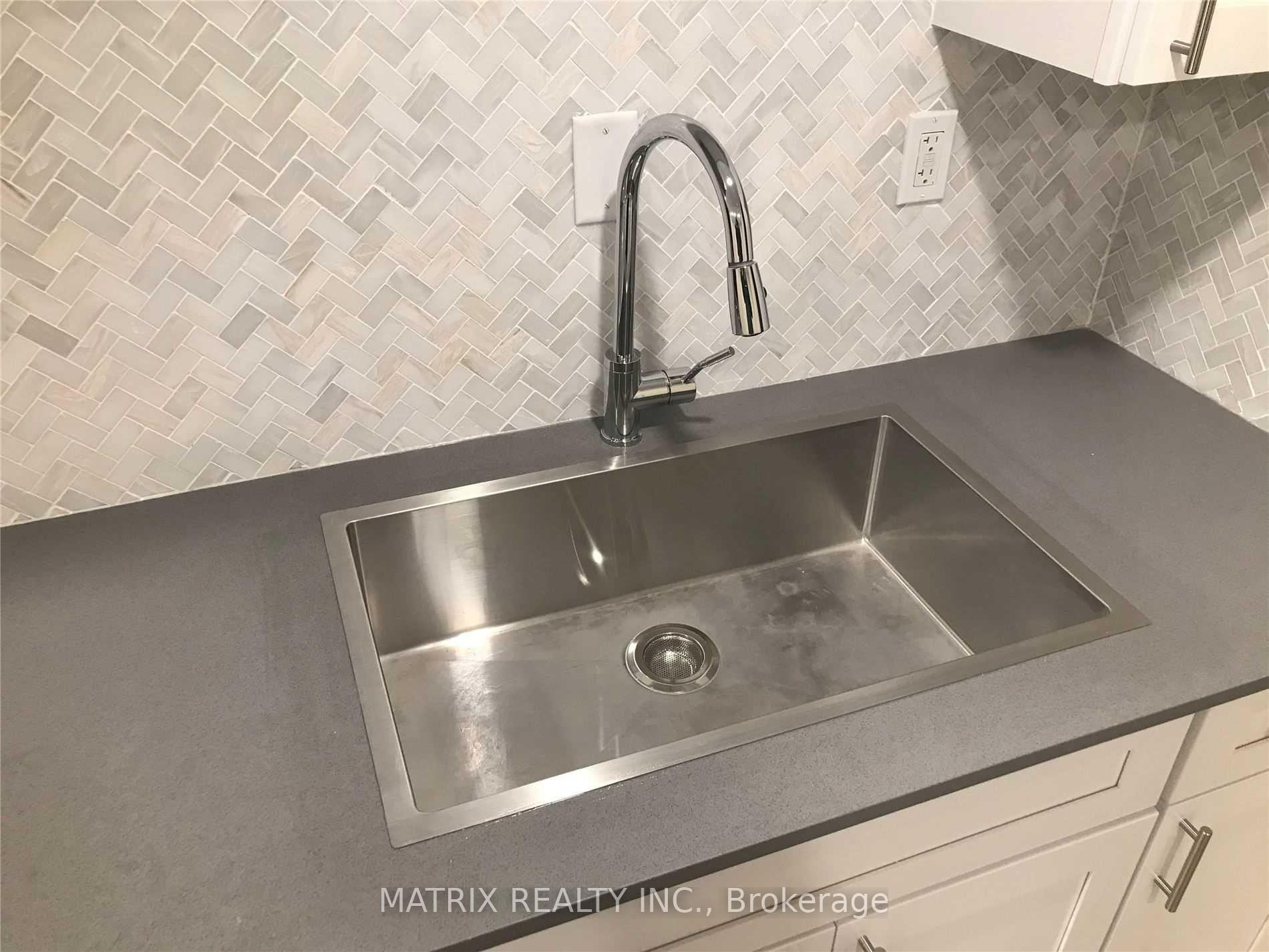 Photo 11 of 2201 Sunflower Road, Pickering, Brock Ridge — HOMEH