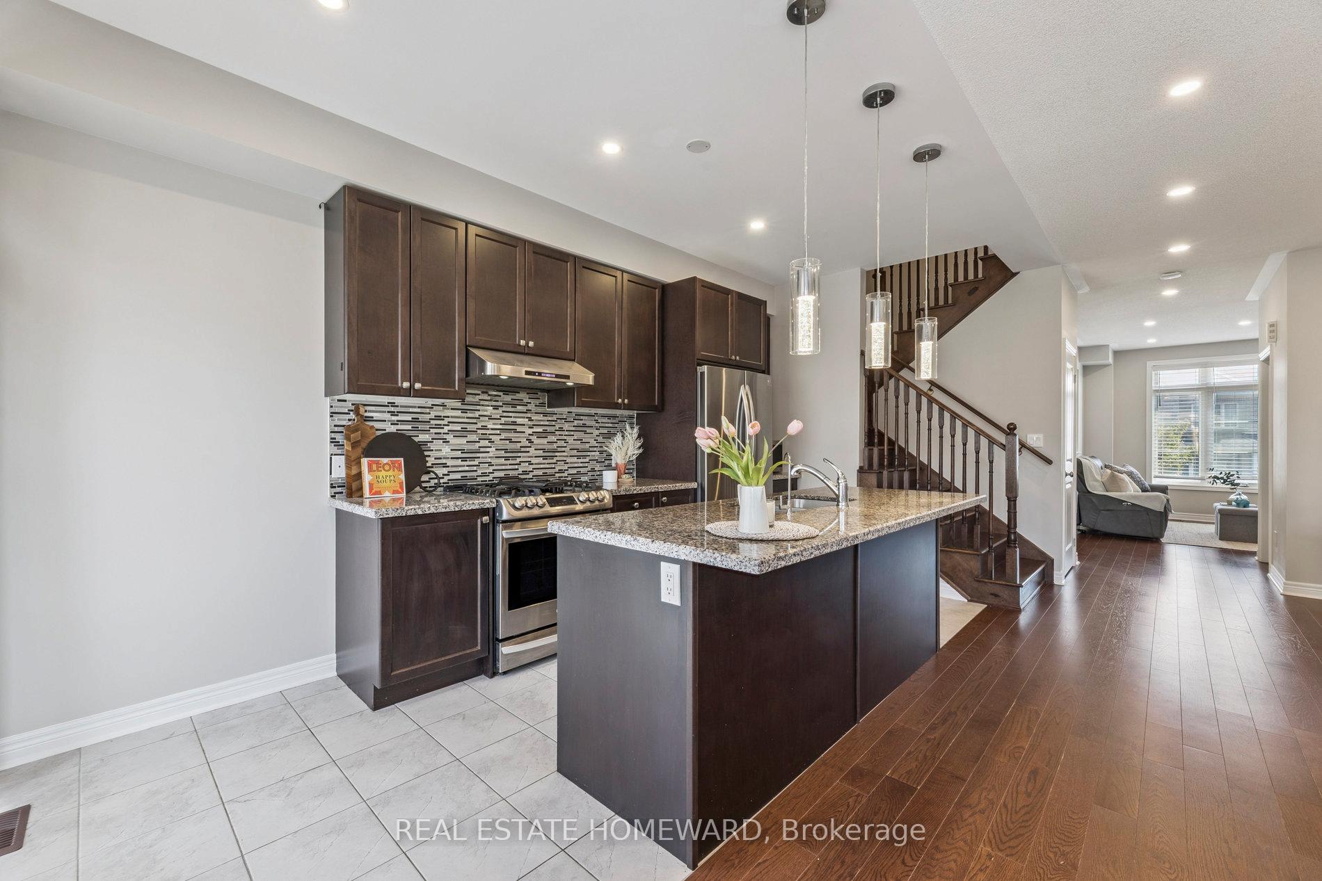 Photo 15 of 2612 Cerise Manor, Pickering, Rural Pickering — HOMEH