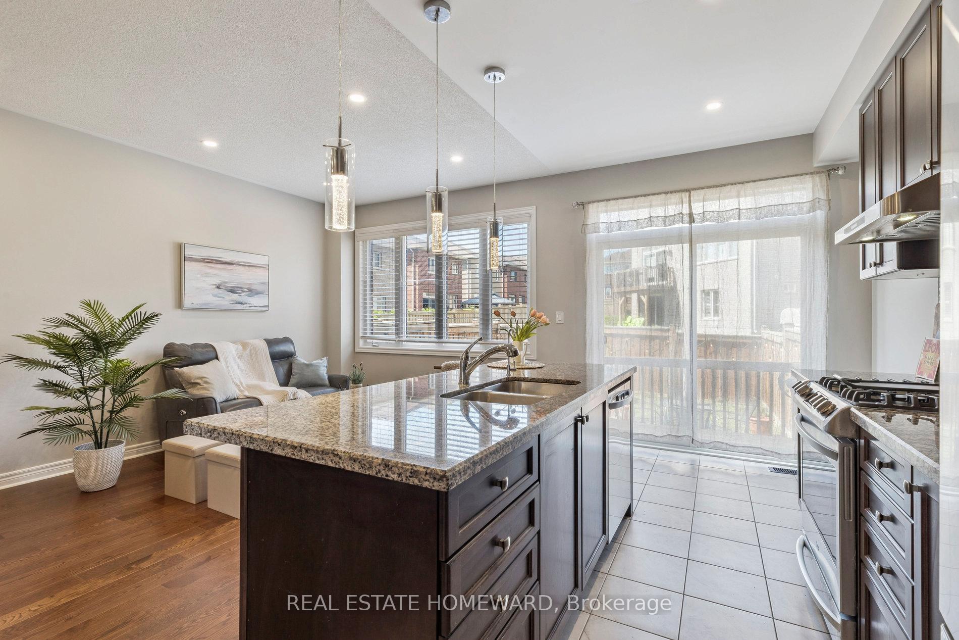 Photo 18 of 2612 Cerise Manor, Pickering, Rural Pickering — HOMEH