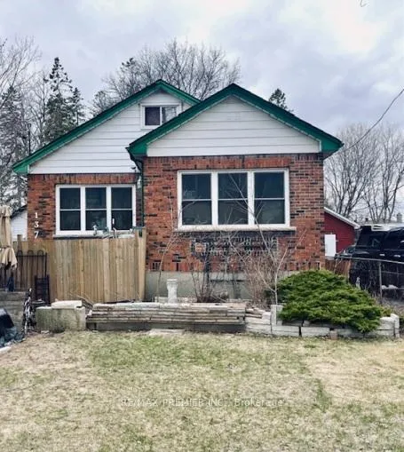 Photo 1 of 1370 Simcoe Street N, Oshawa, Samac — HOMEH