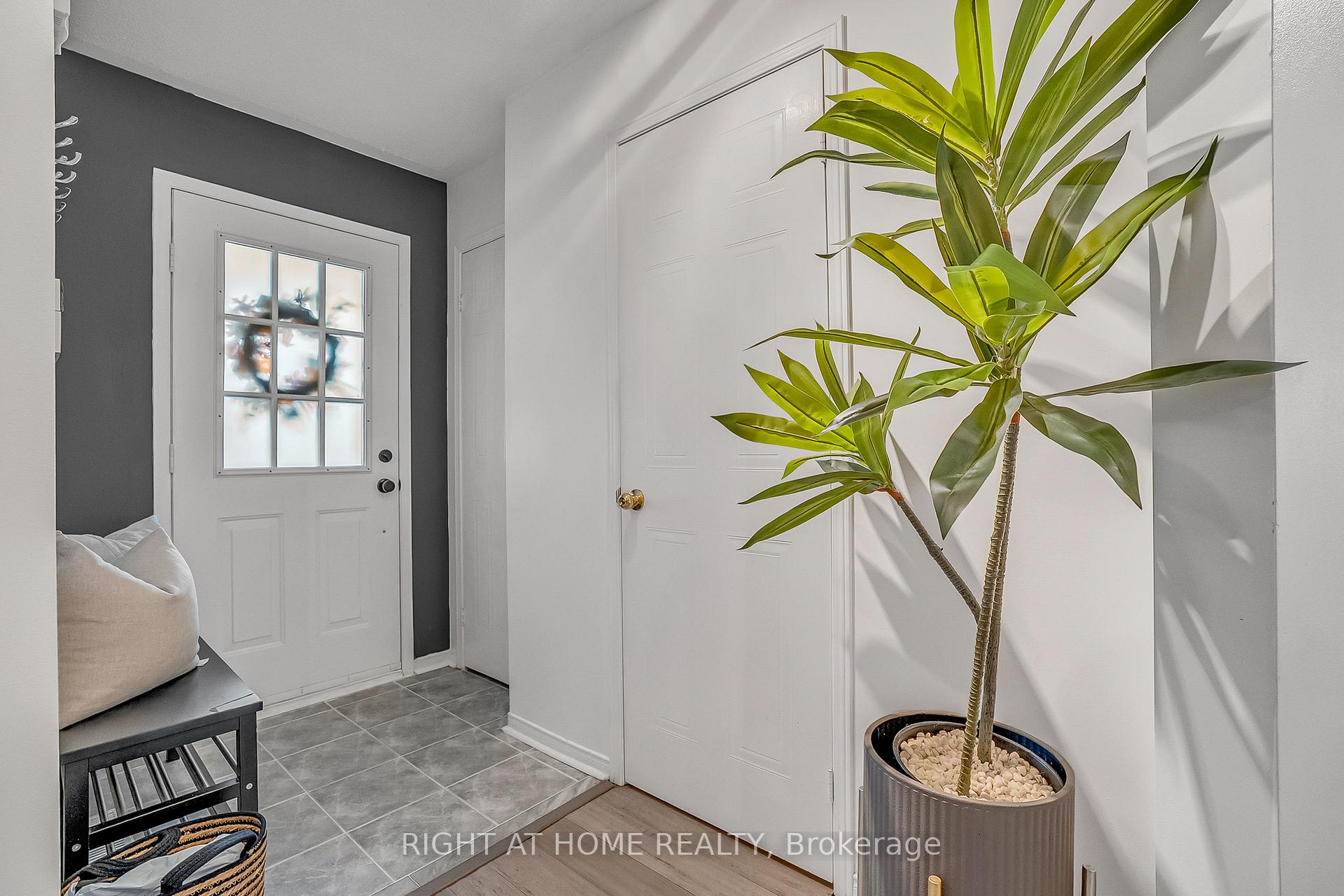 Photo 3 of 1820 Nordane Drive, Pickering, Highbush — HOMEH