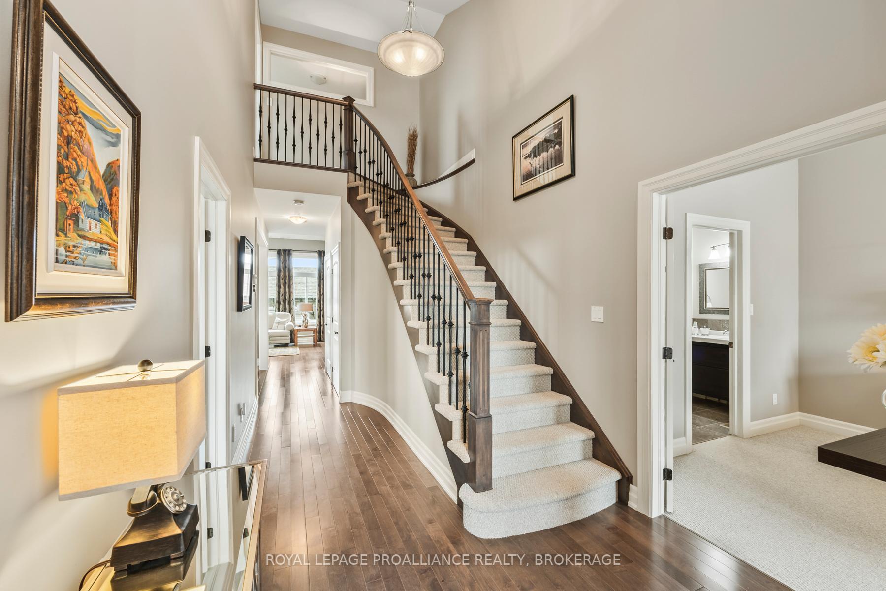 Photo 6 of 1182 Crossfield Avenue, Kingston, City Northwest — HOMEH