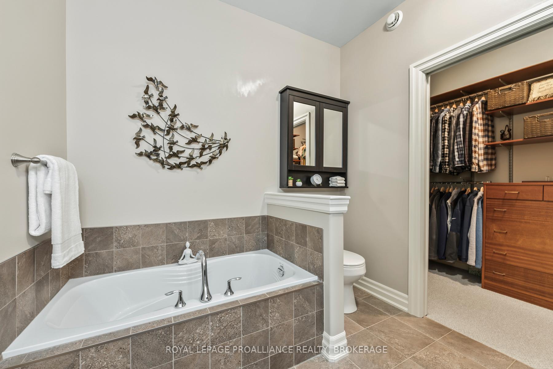 Photo 28 of 1182 Crossfield Avenue, Kingston, City Northwest — HOMEH