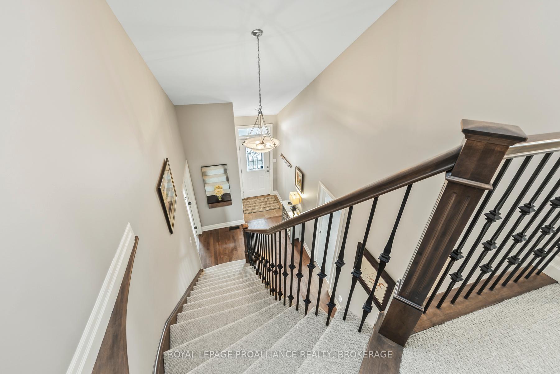 Photo 31 of 1182 Crossfield Avenue, Kingston, City Northwest — HOMEH