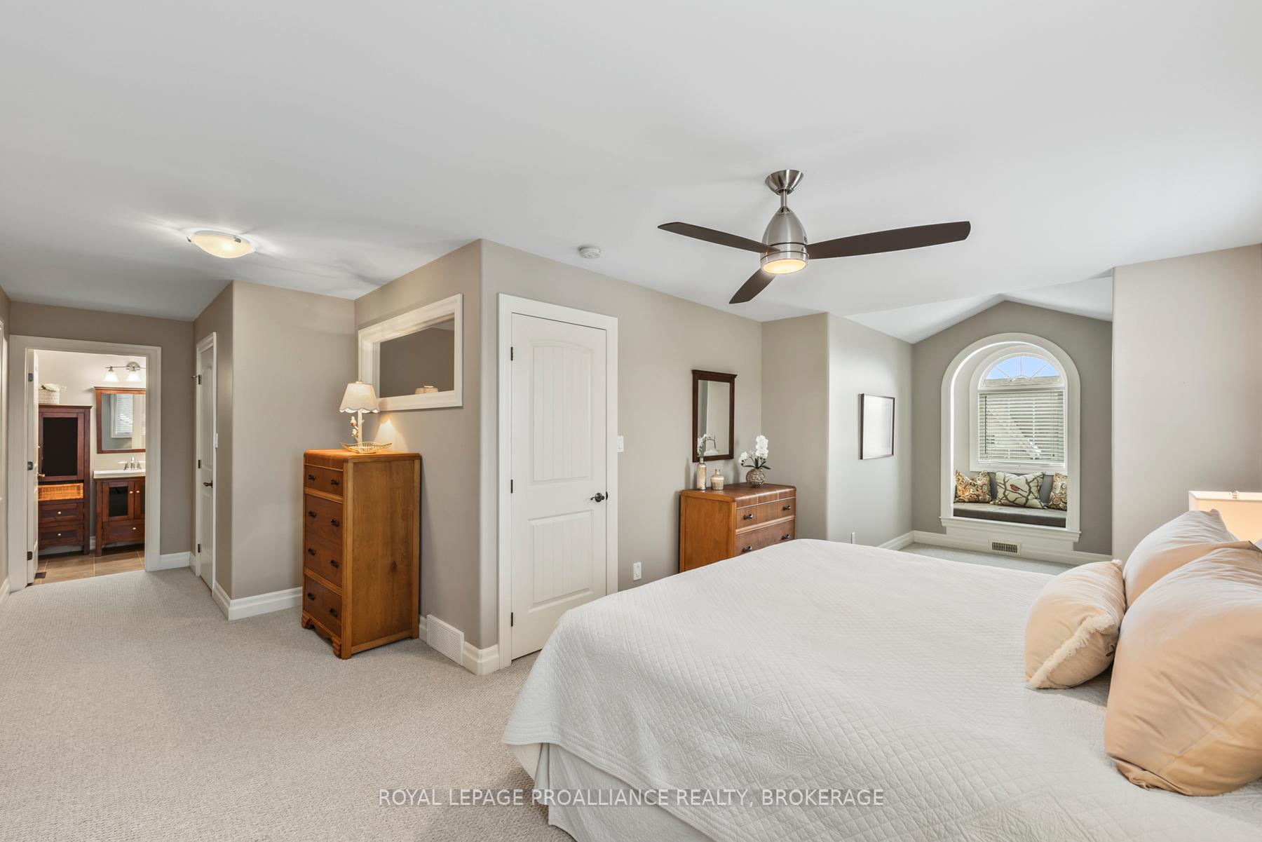 Photo 35 of 1182 Crossfield Avenue, Kingston, City Northwest — HOMEH