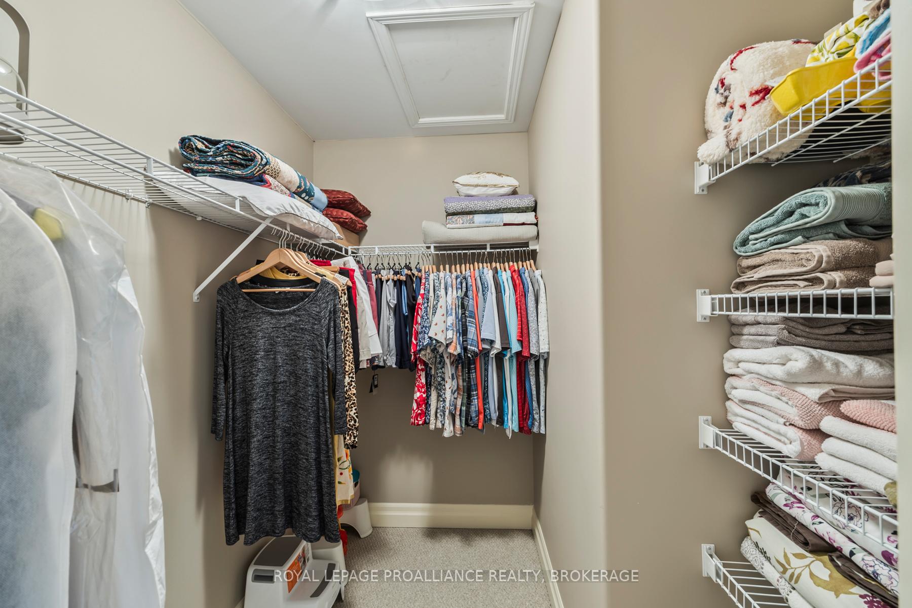 Photo 37 of 1182 Crossfield Avenue, Kingston, City Northwest — HOMEH