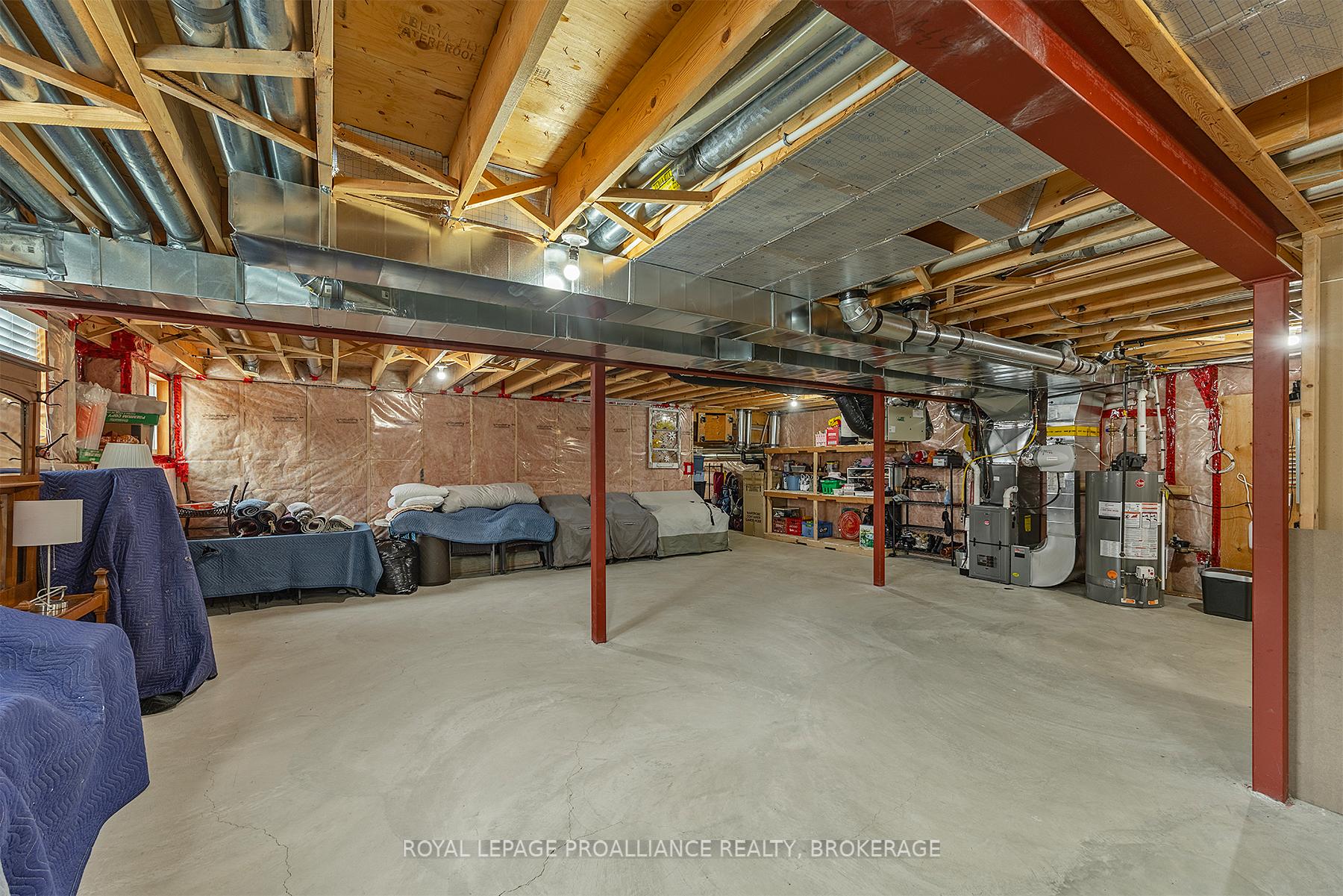 Photo 39 of 1182 Crossfield Avenue, Kingston, City Northwest — HOMEH