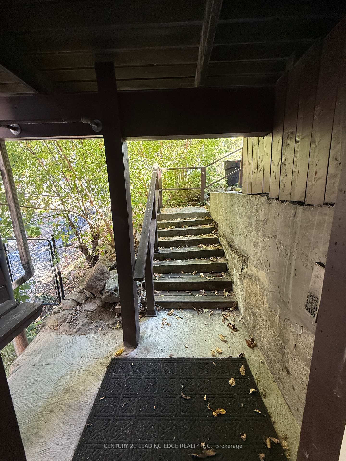 Photo 3 of Unit 2, 1478 Old Forest Road, Pickering, Woodlands — HOMEH
